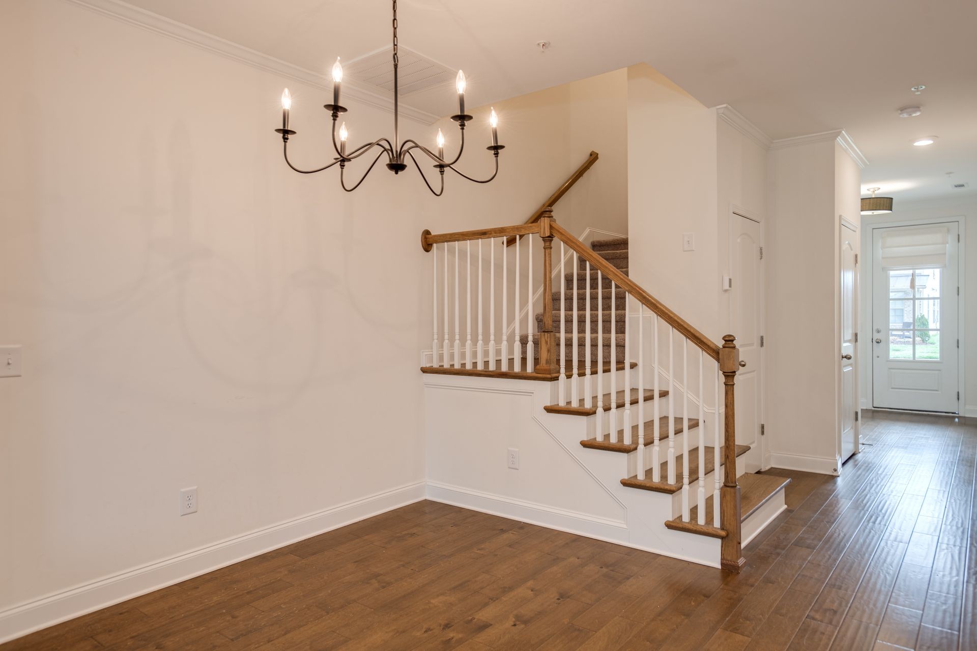 3125 Sassafras Ln