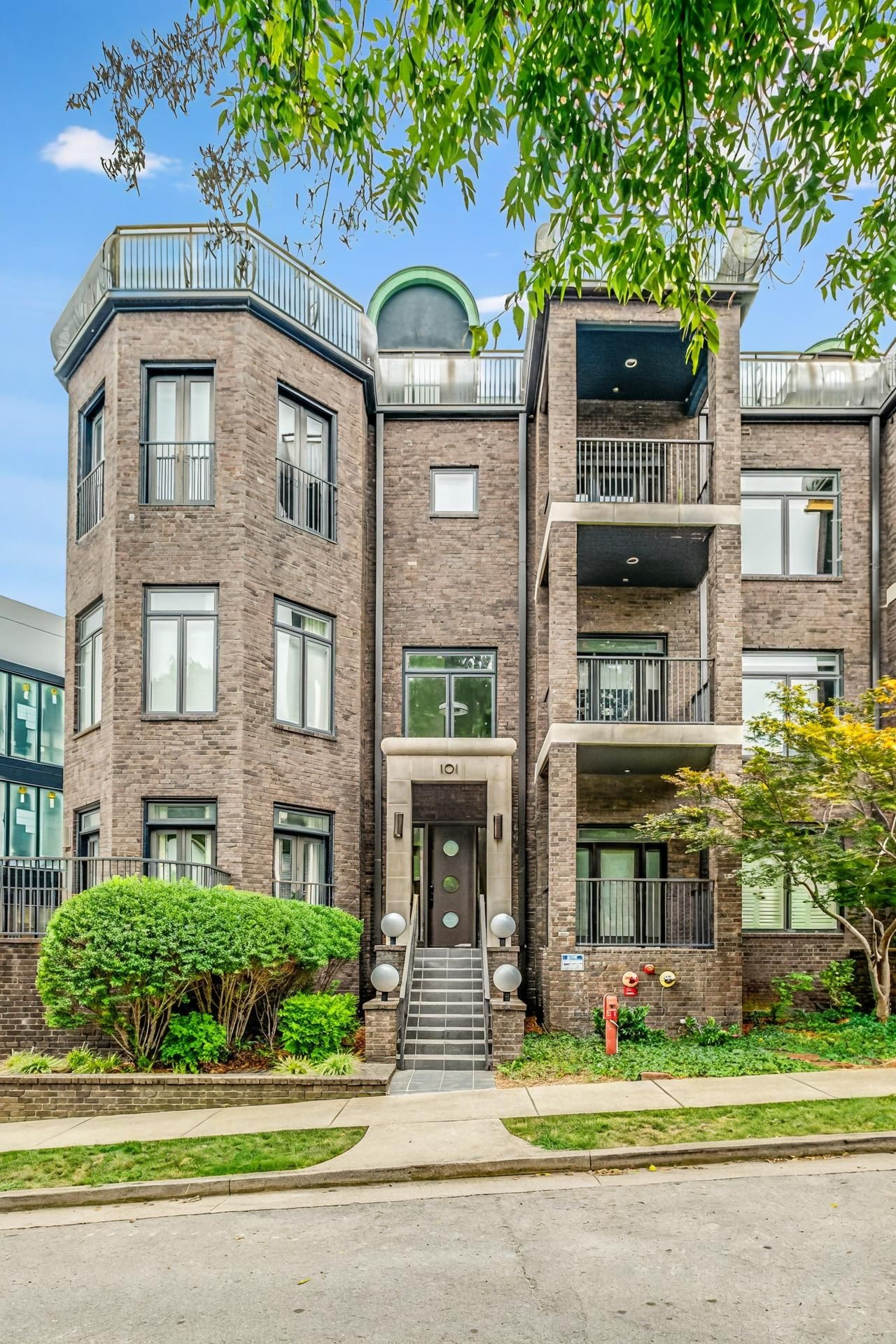 2905 Parthenon Ave Unit: 101