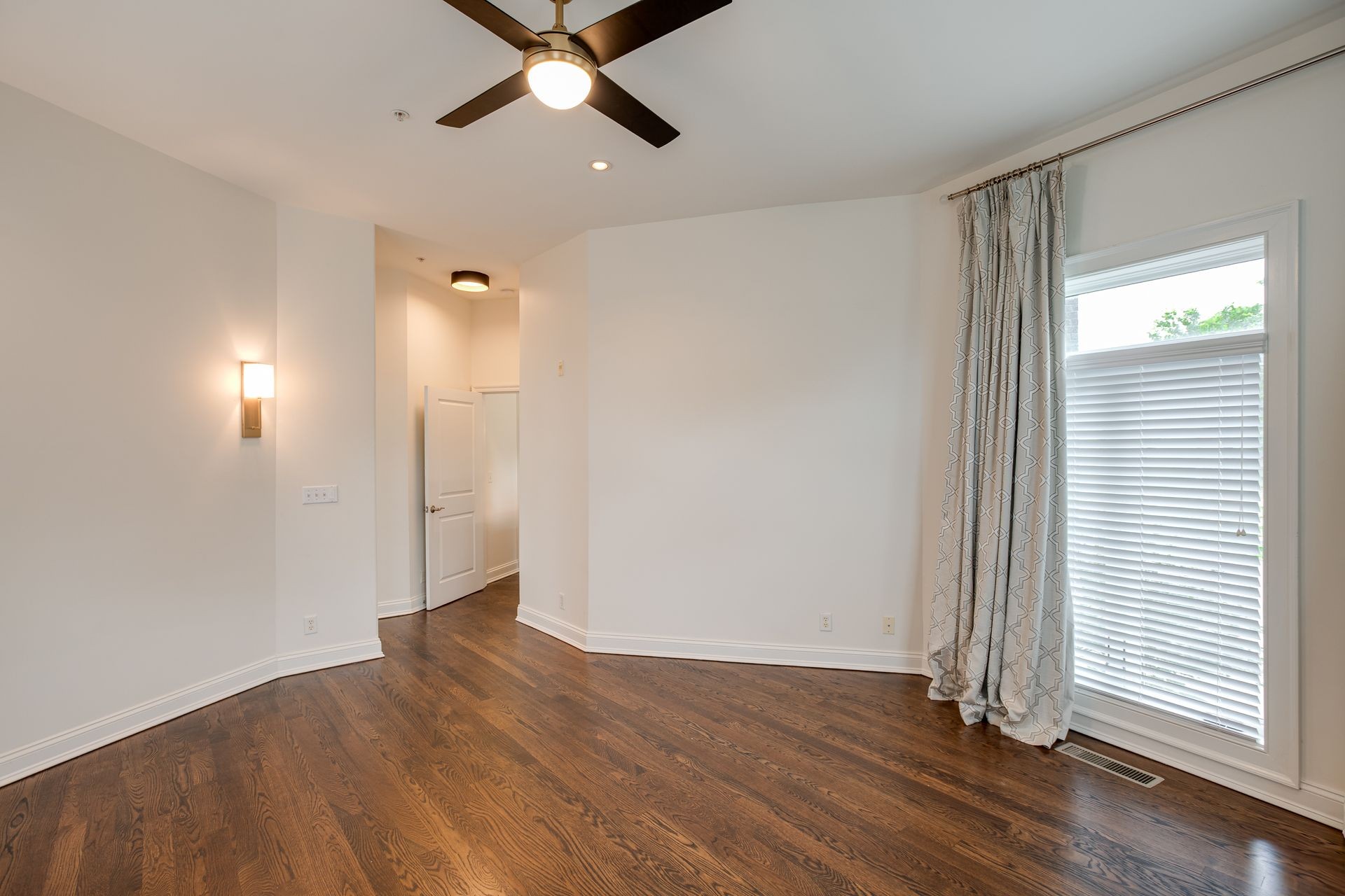 2905 Parthenon Ave Unit: 101