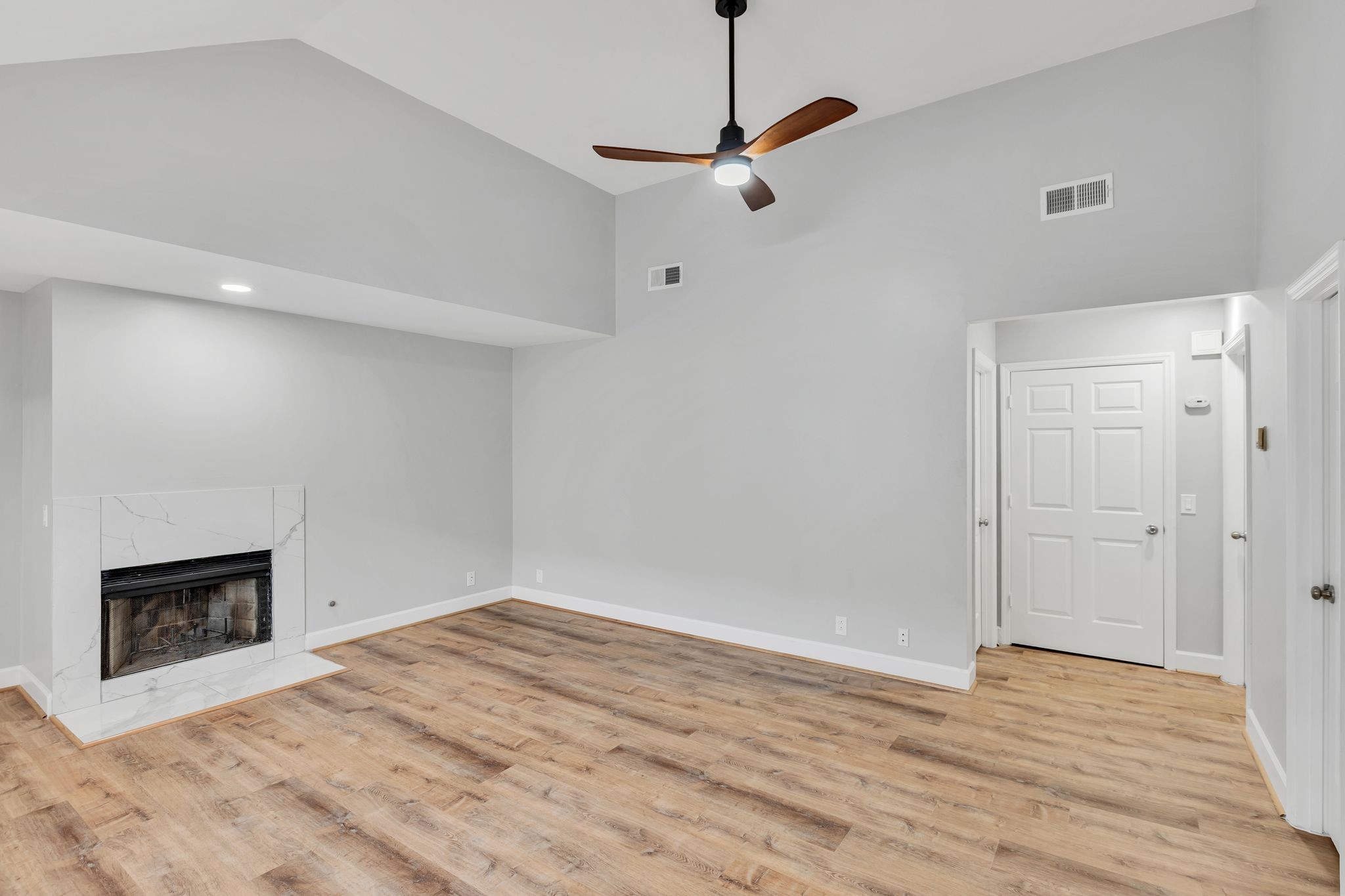 2135 Acklen Ave Unit: 10