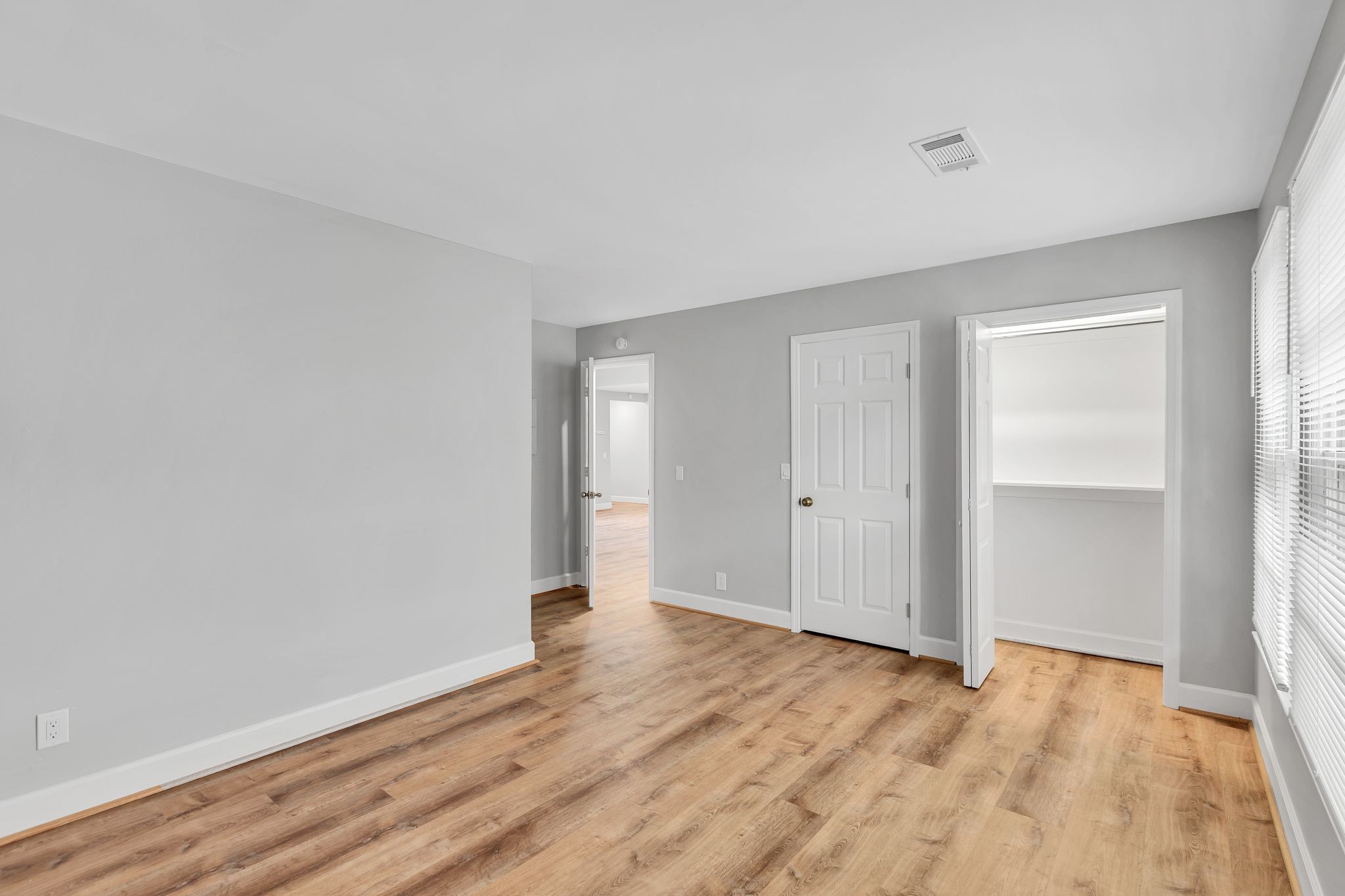 2135 Acklen Ave Unit: 10