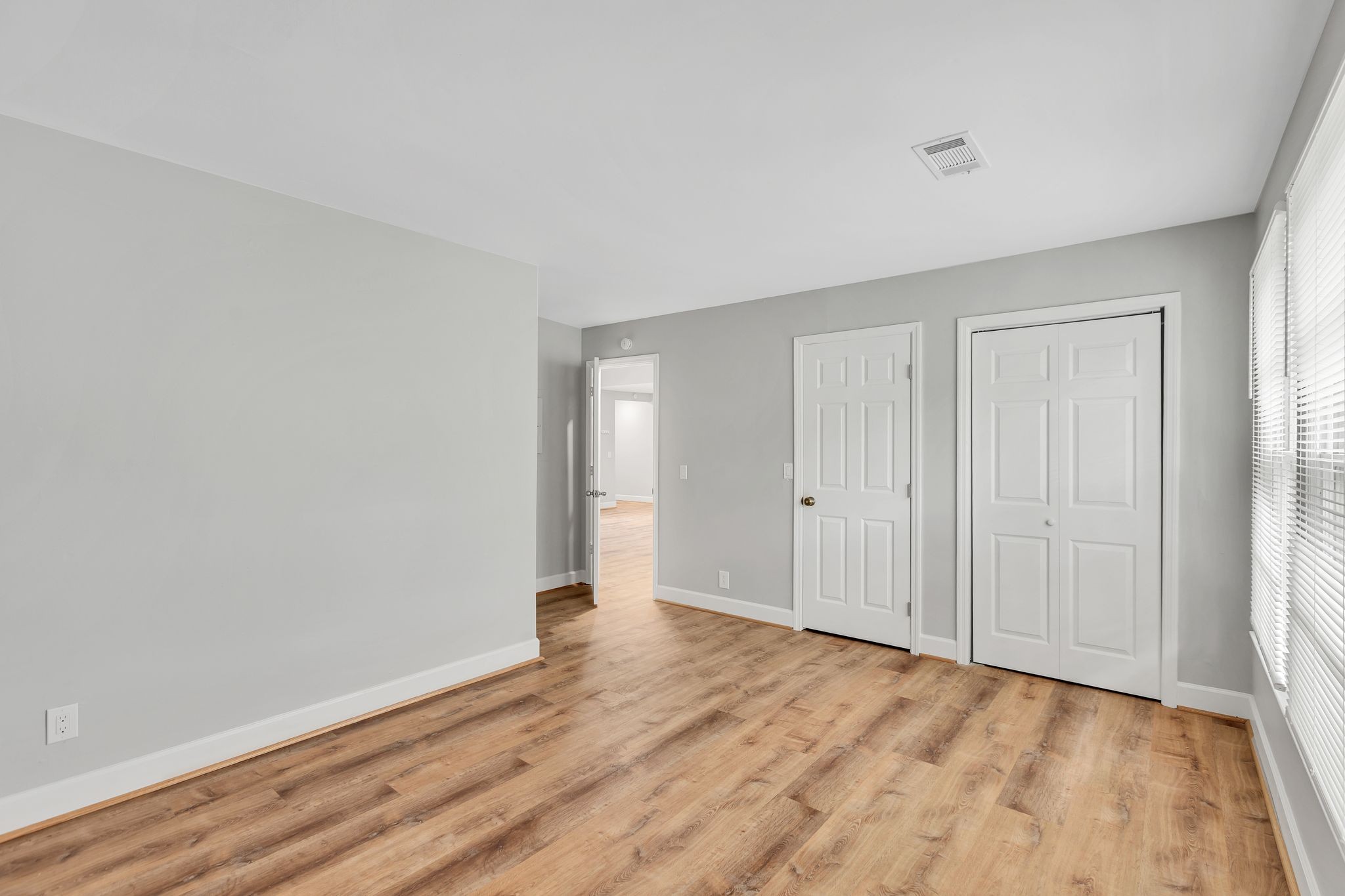 2135 Acklen Ave Unit: 10