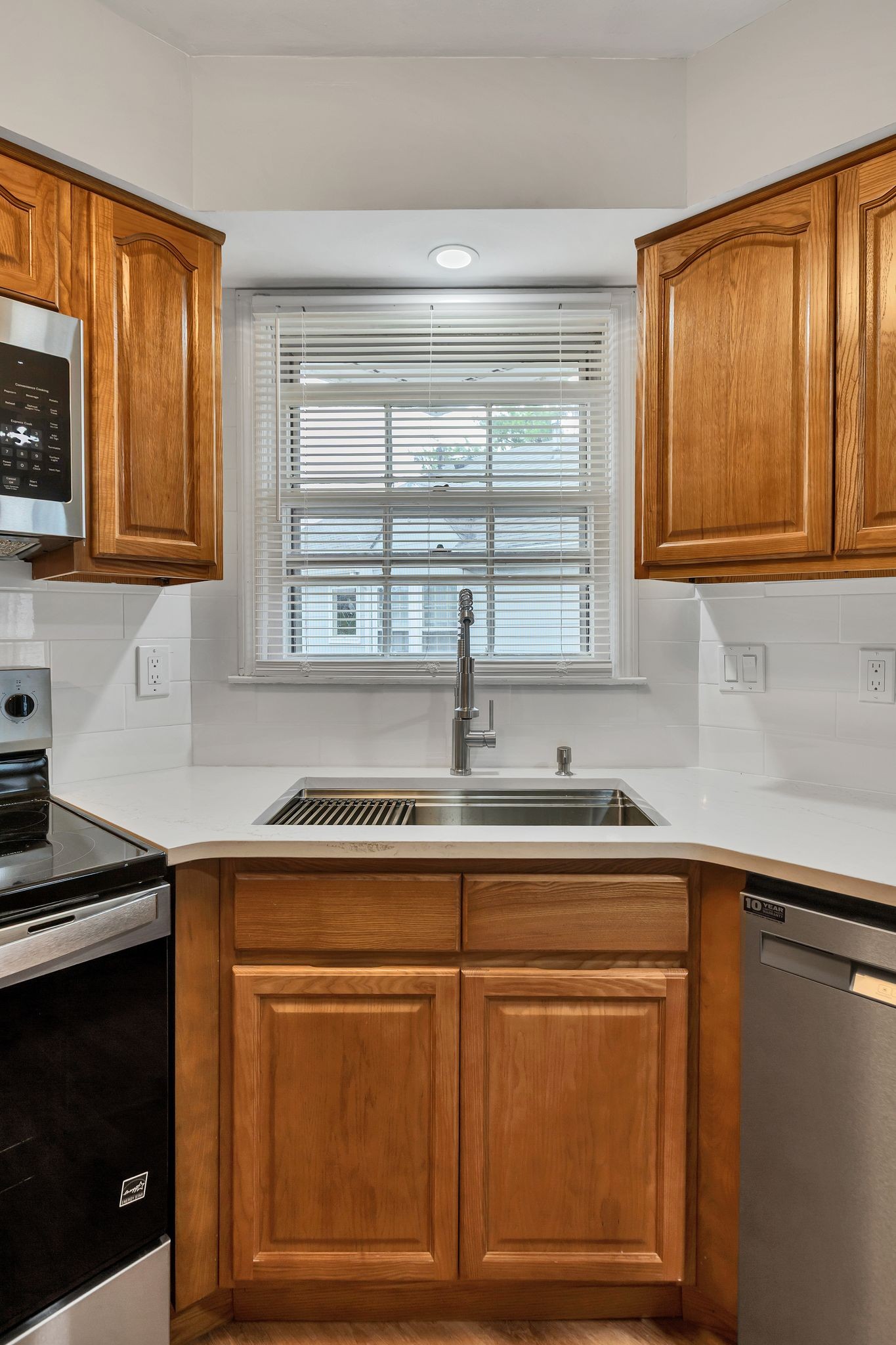 2135 Acklen Ave Unit: 10