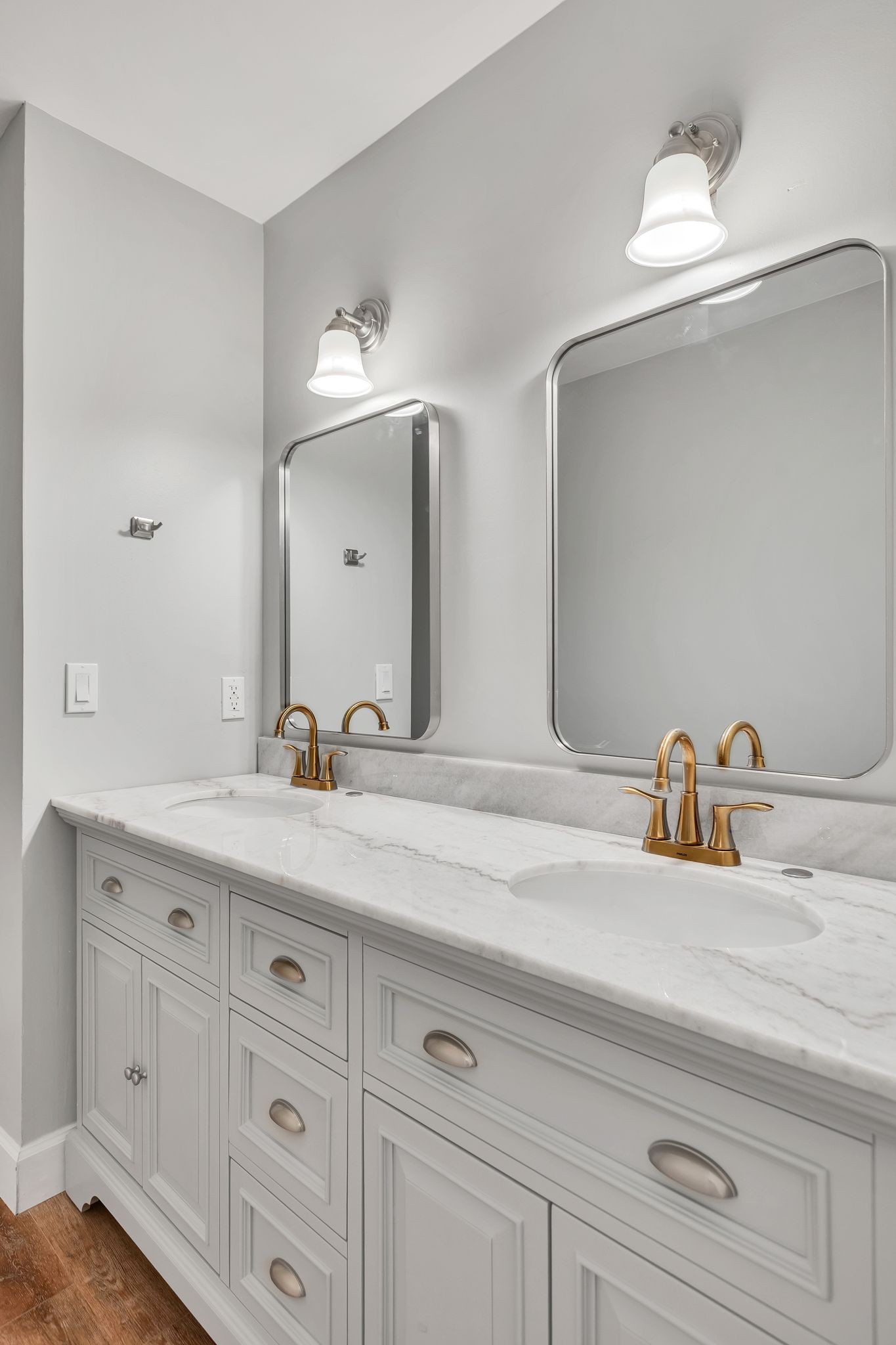 2135 Acklen Ave Unit: 10