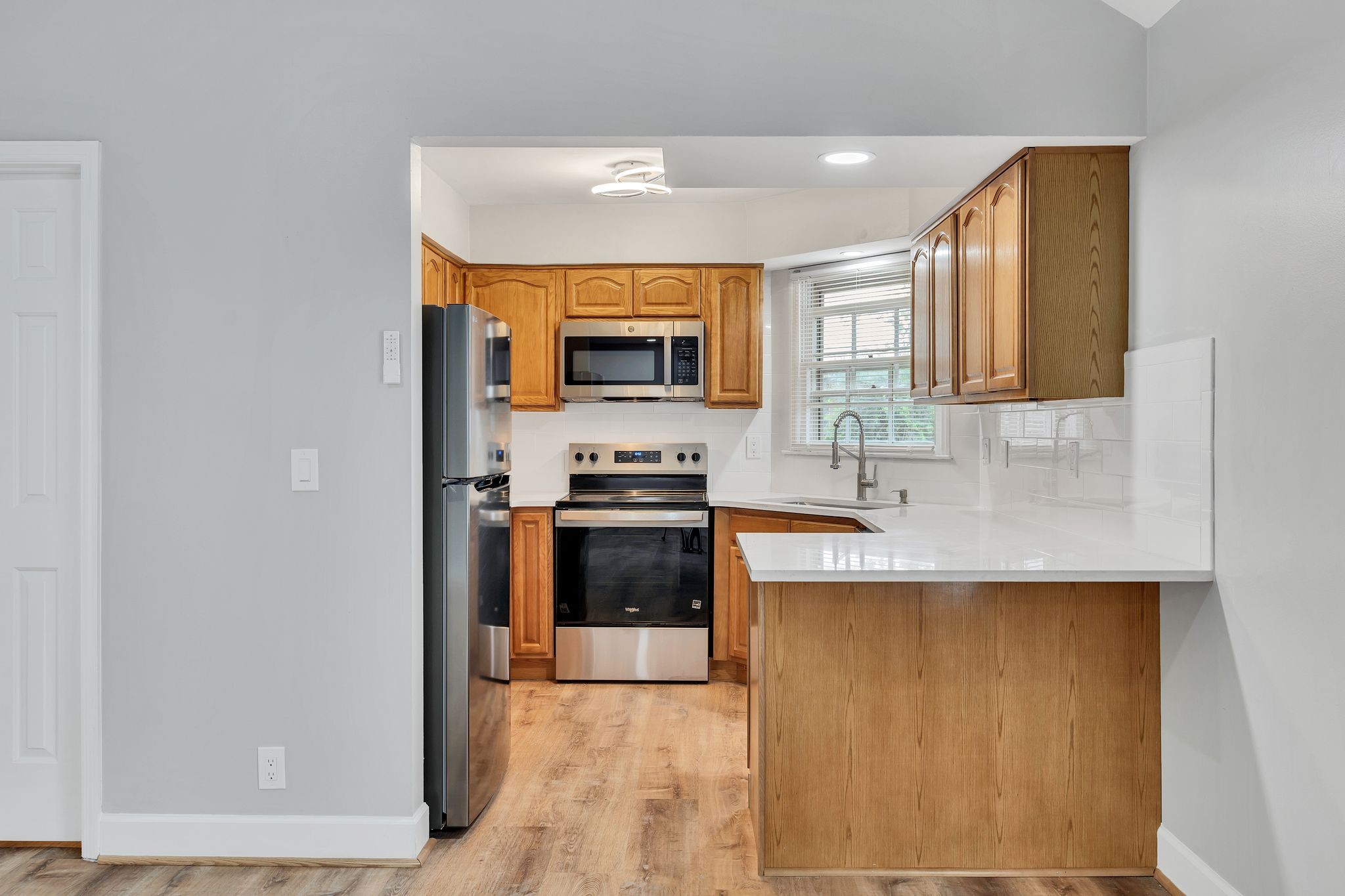 2135 Acklen Ave Unit: 10