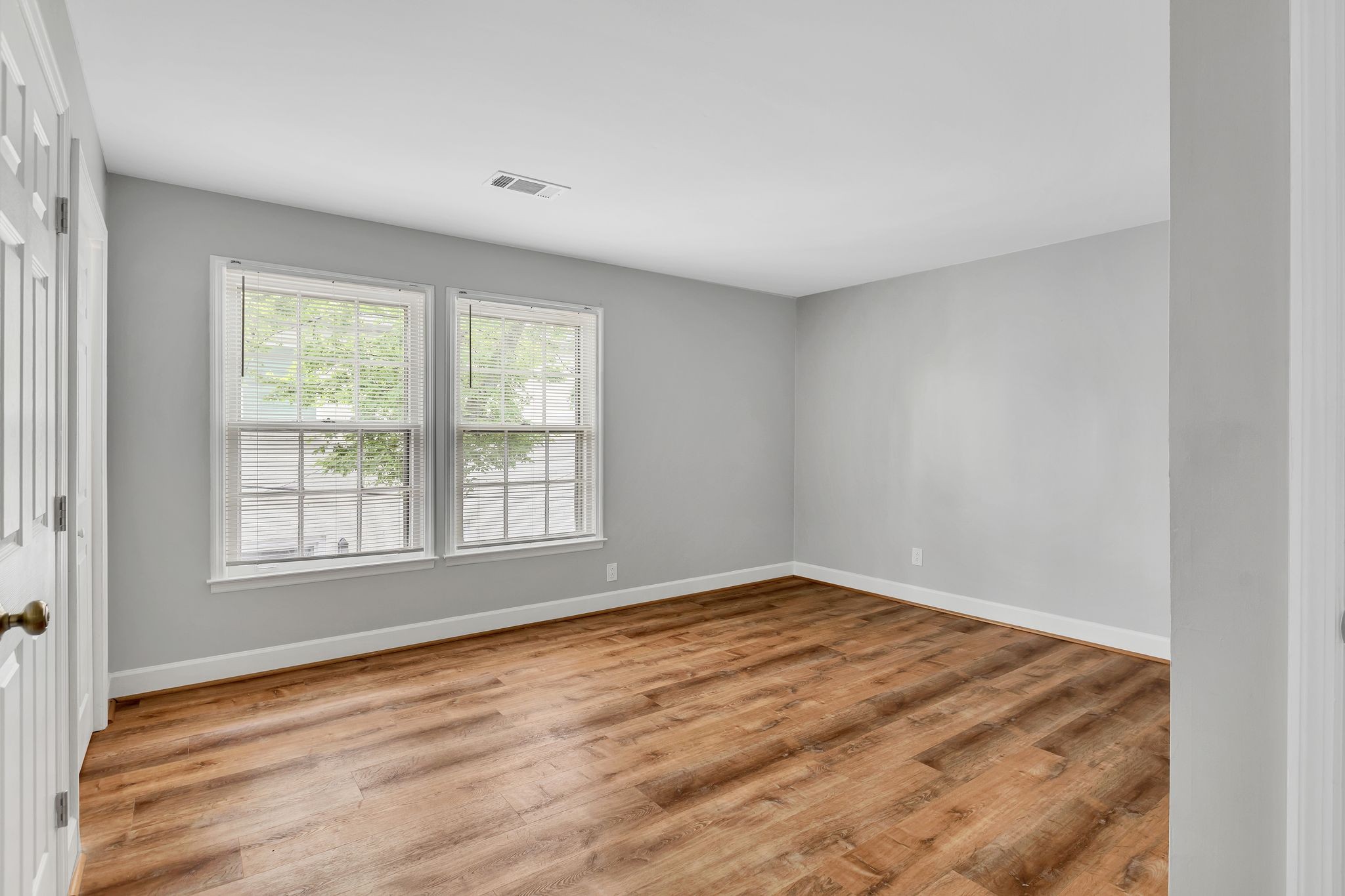 2135 Acklen Ave Unit: 10