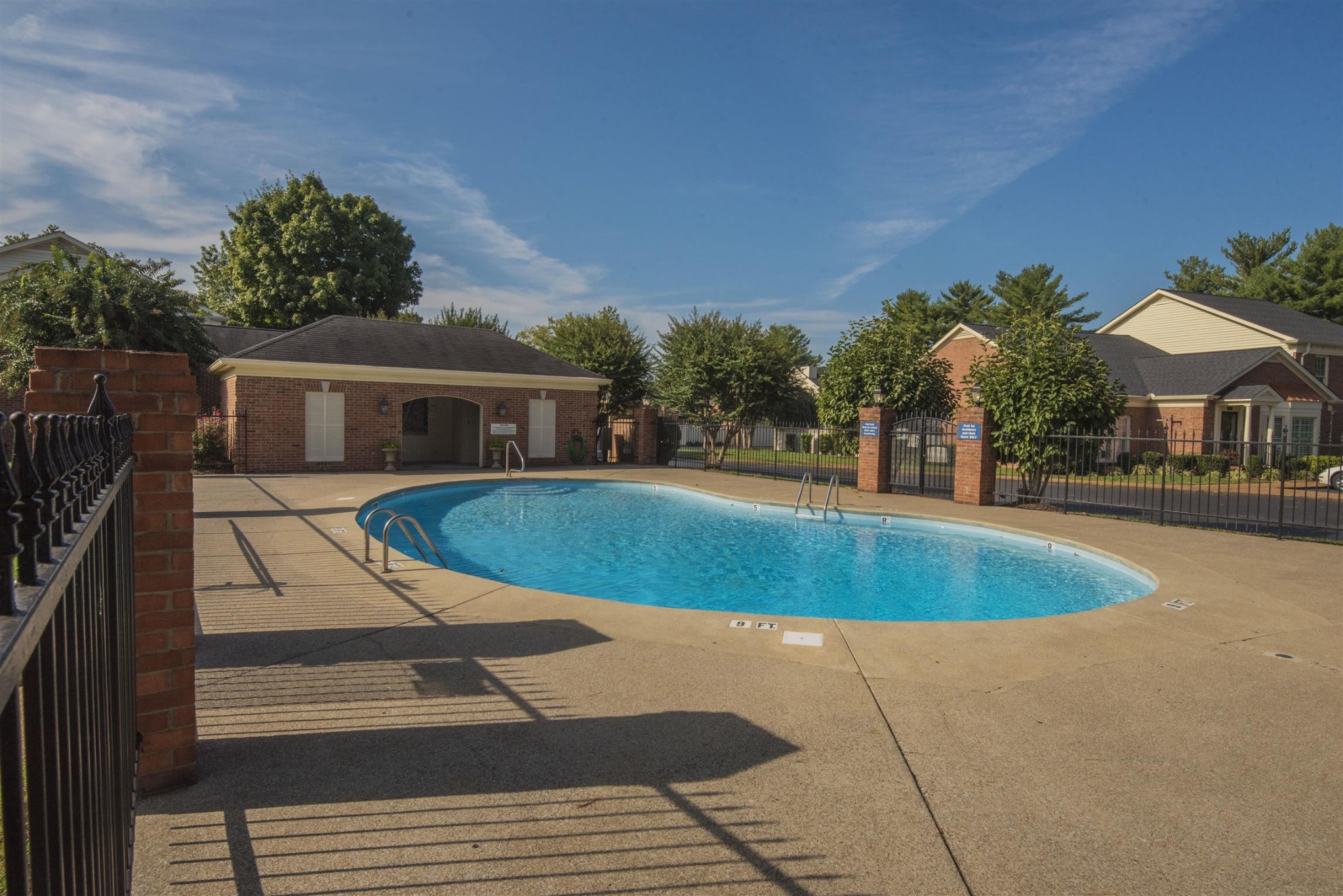 1438 Cheshire Pl