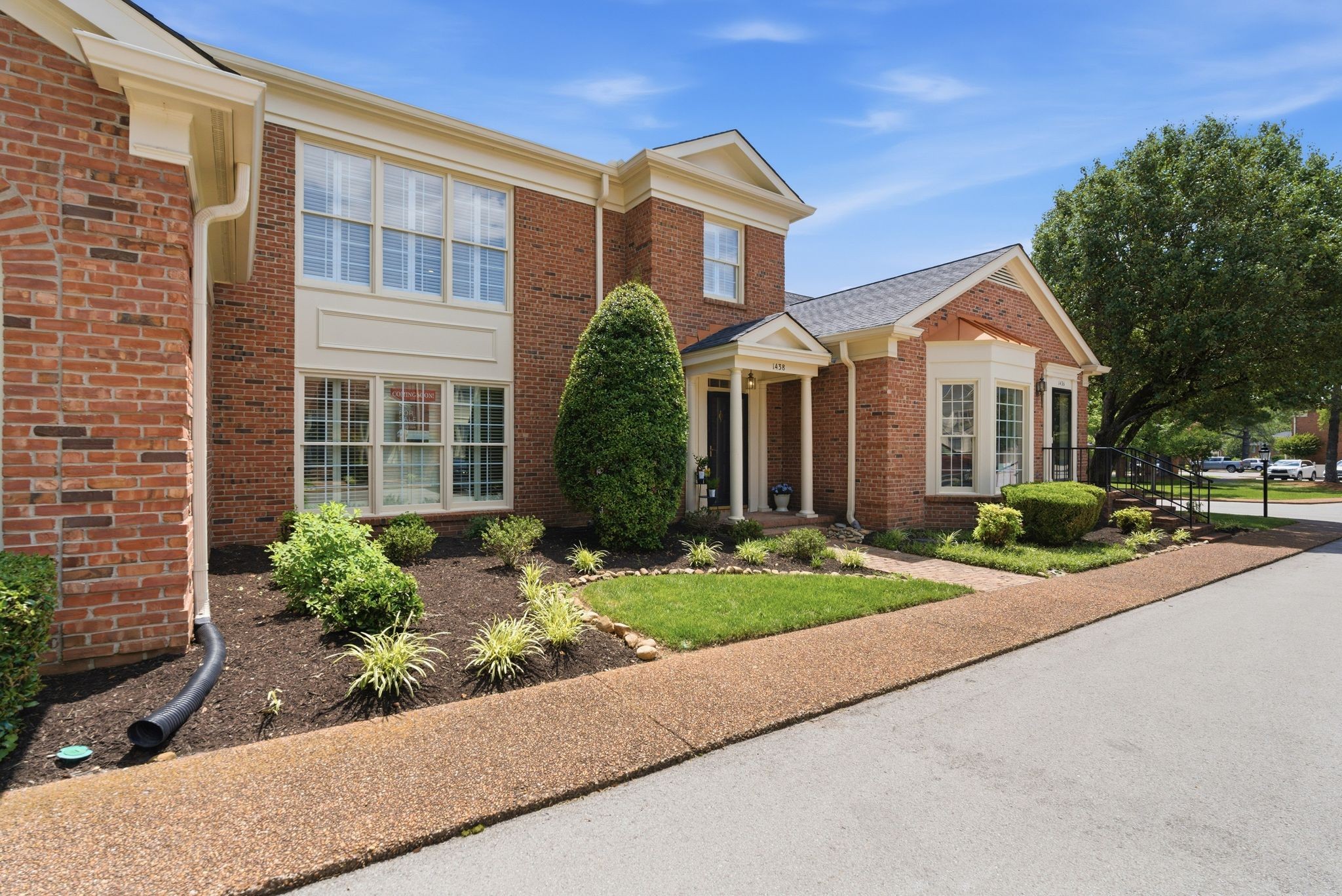 1438 Cheshire Pl