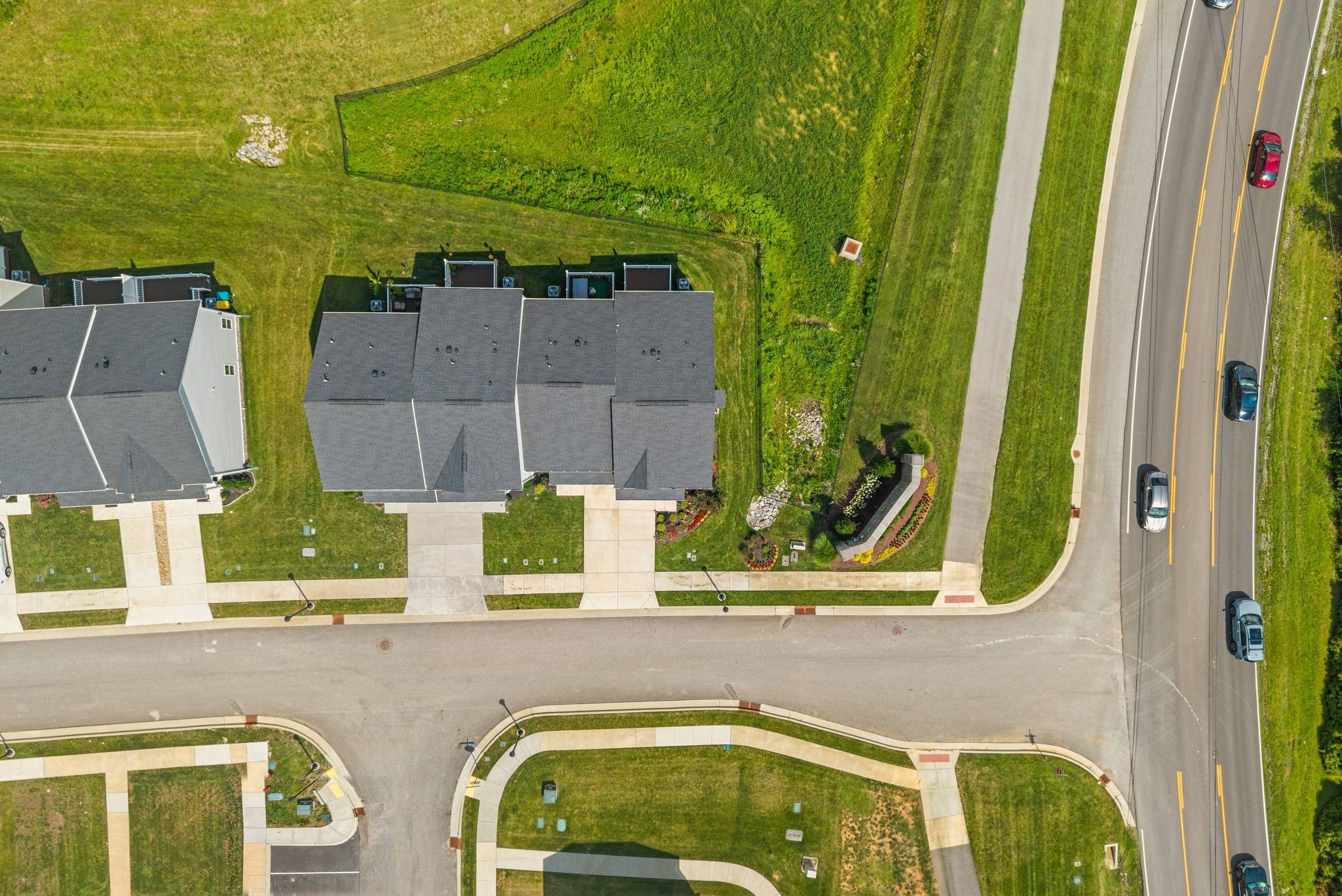 1000 Mountain View Dr