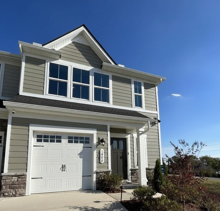 1000 Mountain View Dr
