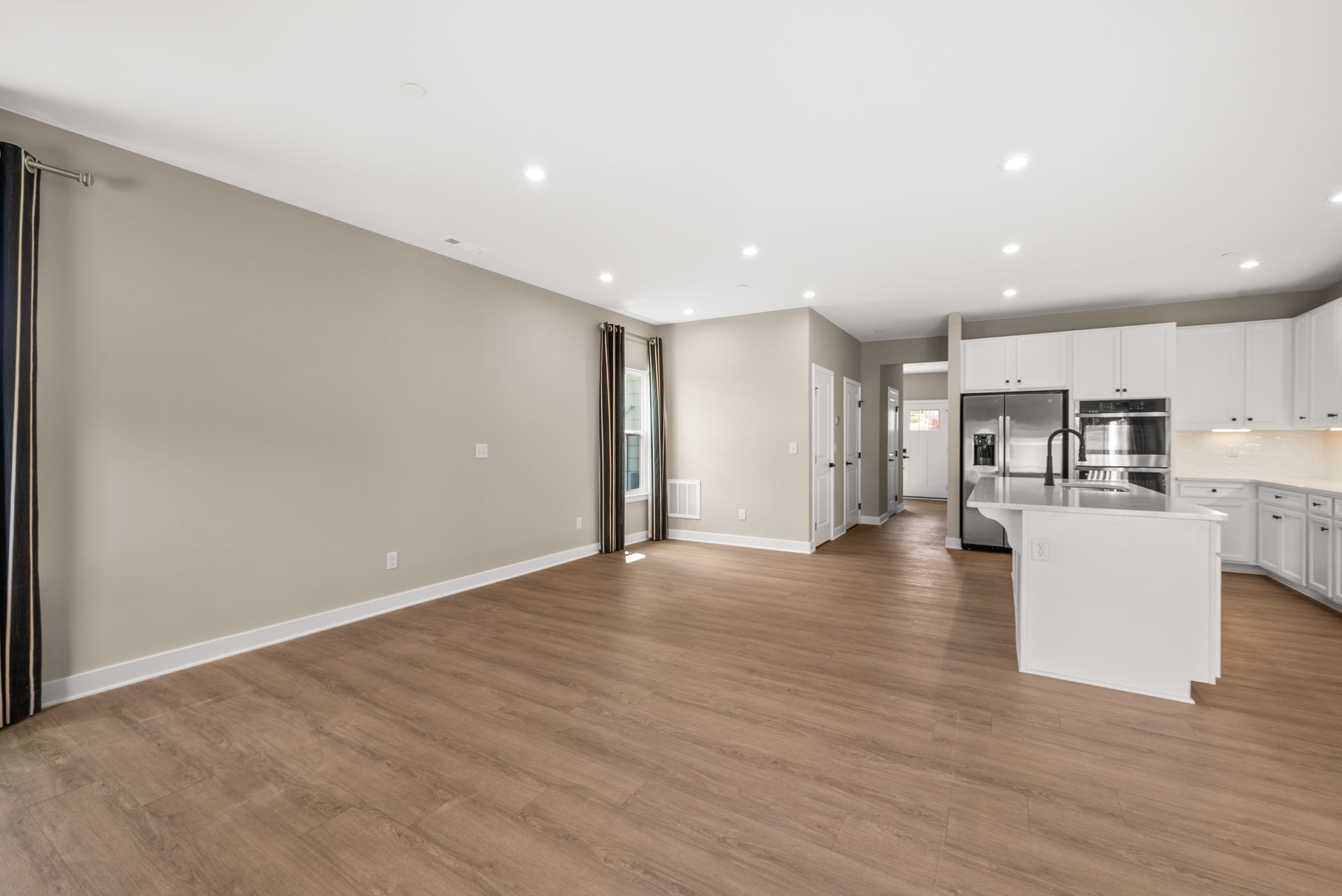 1000 Mountain View Dr
