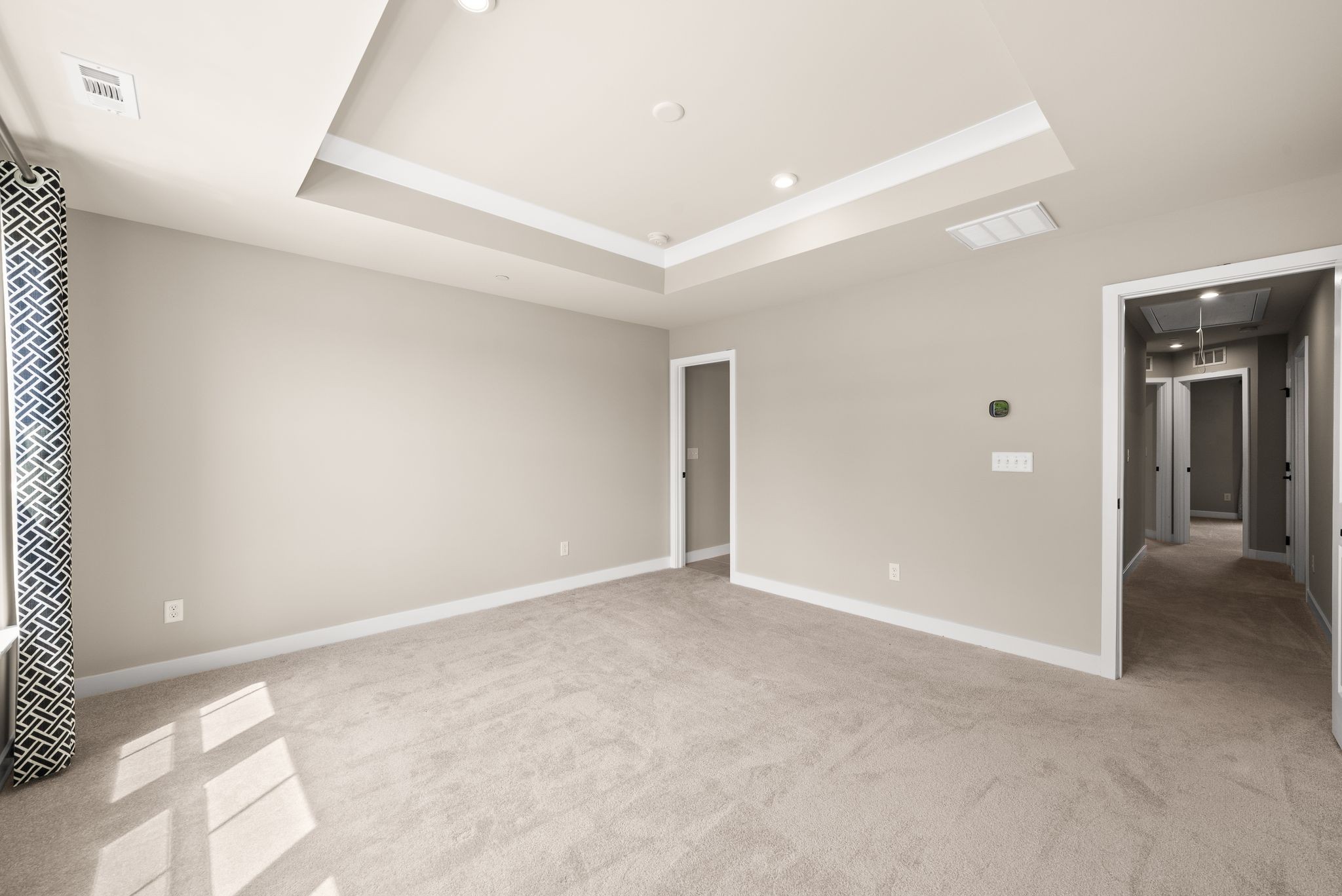 1000 Mountain View Dr