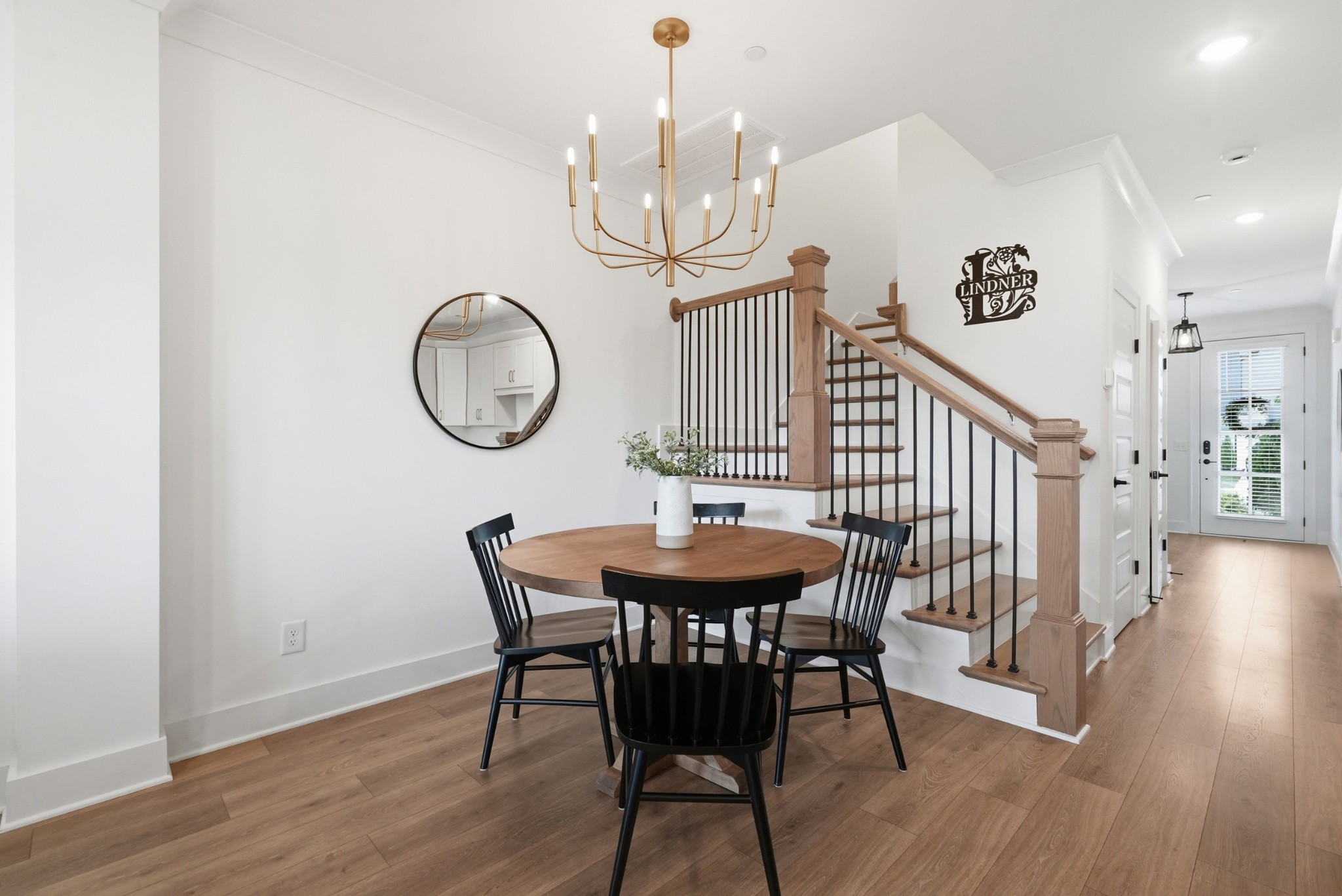 3028 Inman Dr