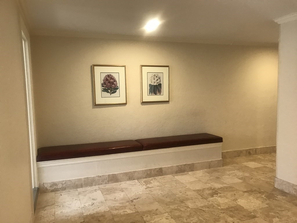 92 Beacon St # 3