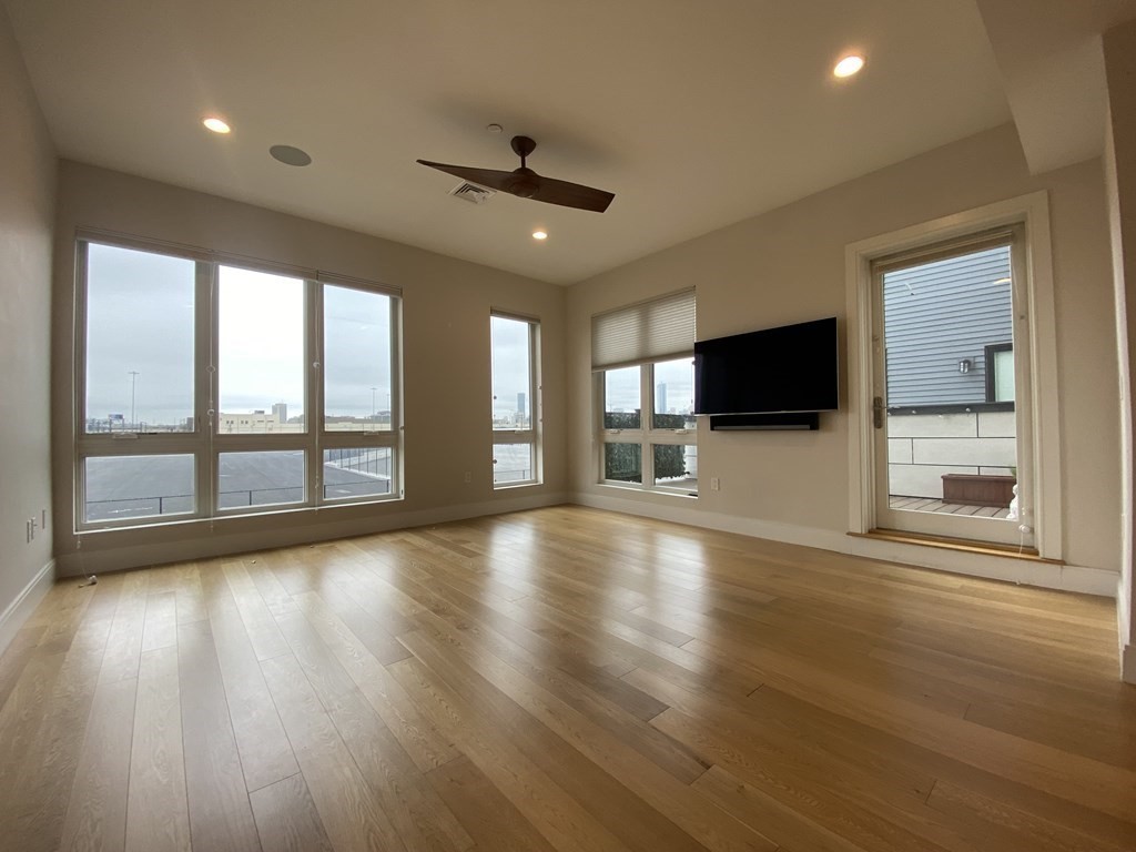 488 Dorchester Ave # 2B