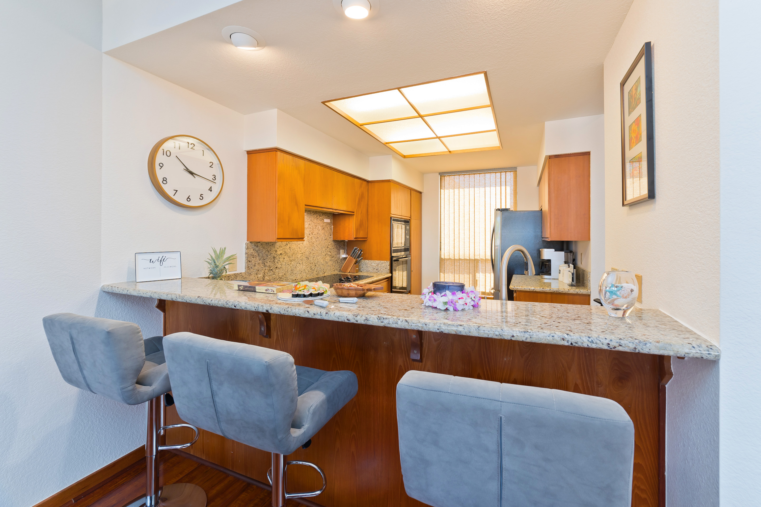 69-1035 KEANA PL 302