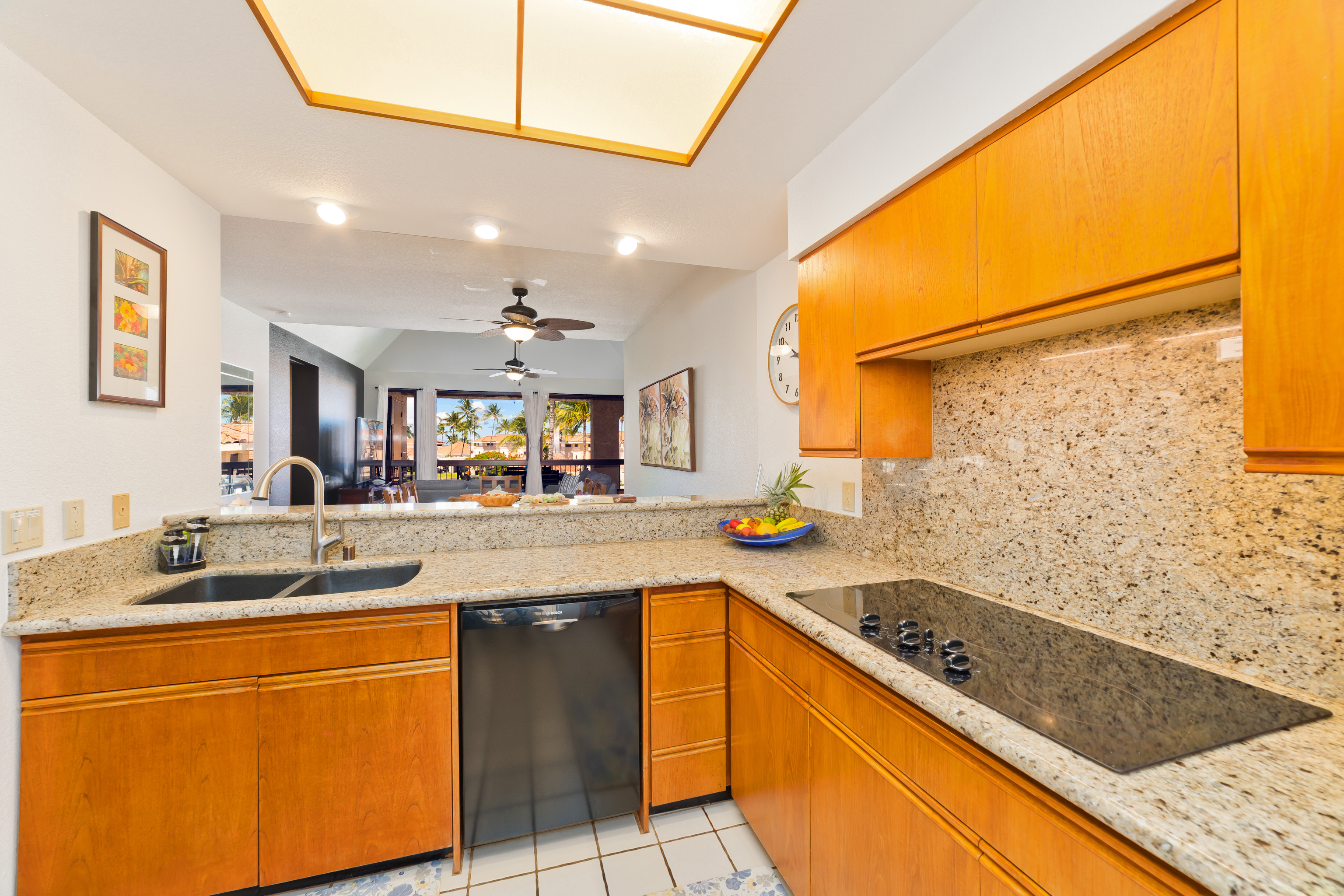 69-1035 KEANA PL 302