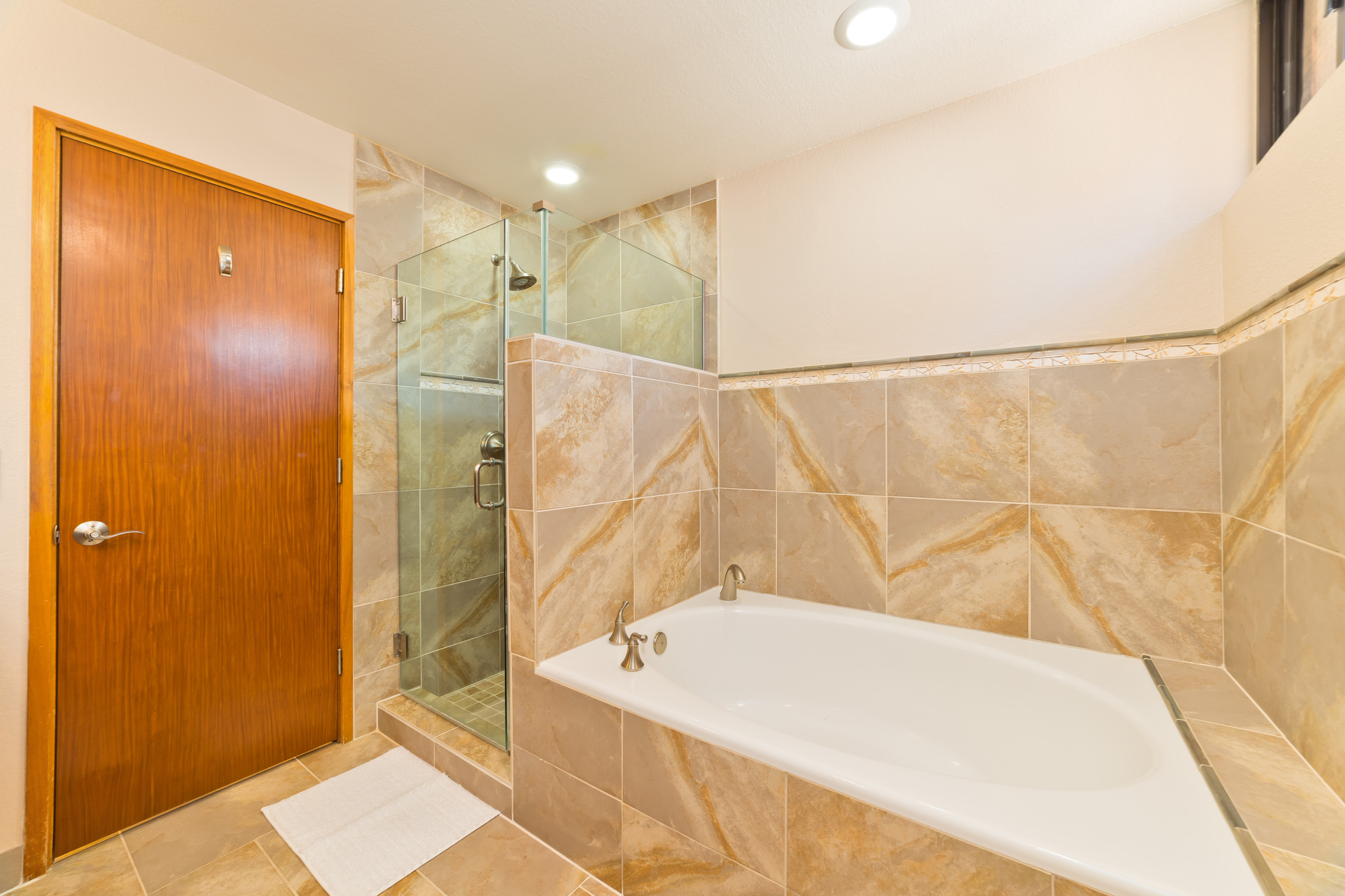 69-1035 KEANA PL 304