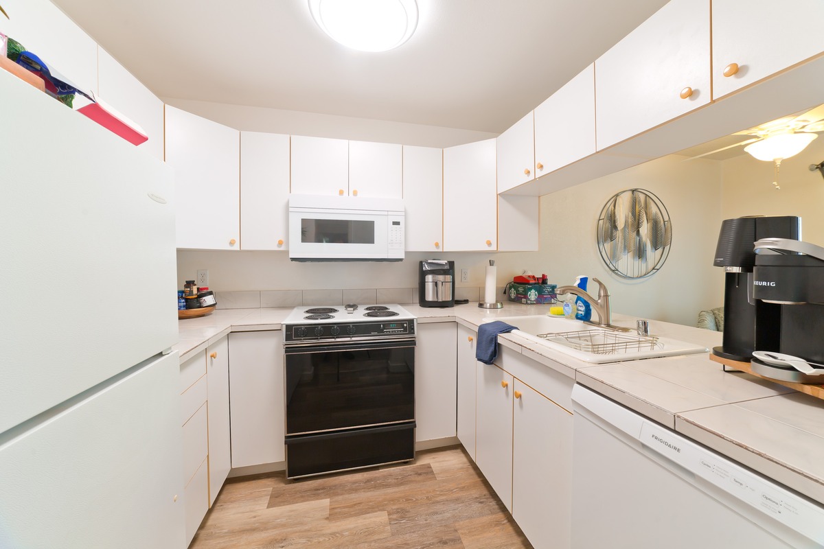 77-6573 SEA VIEW CIRCLE