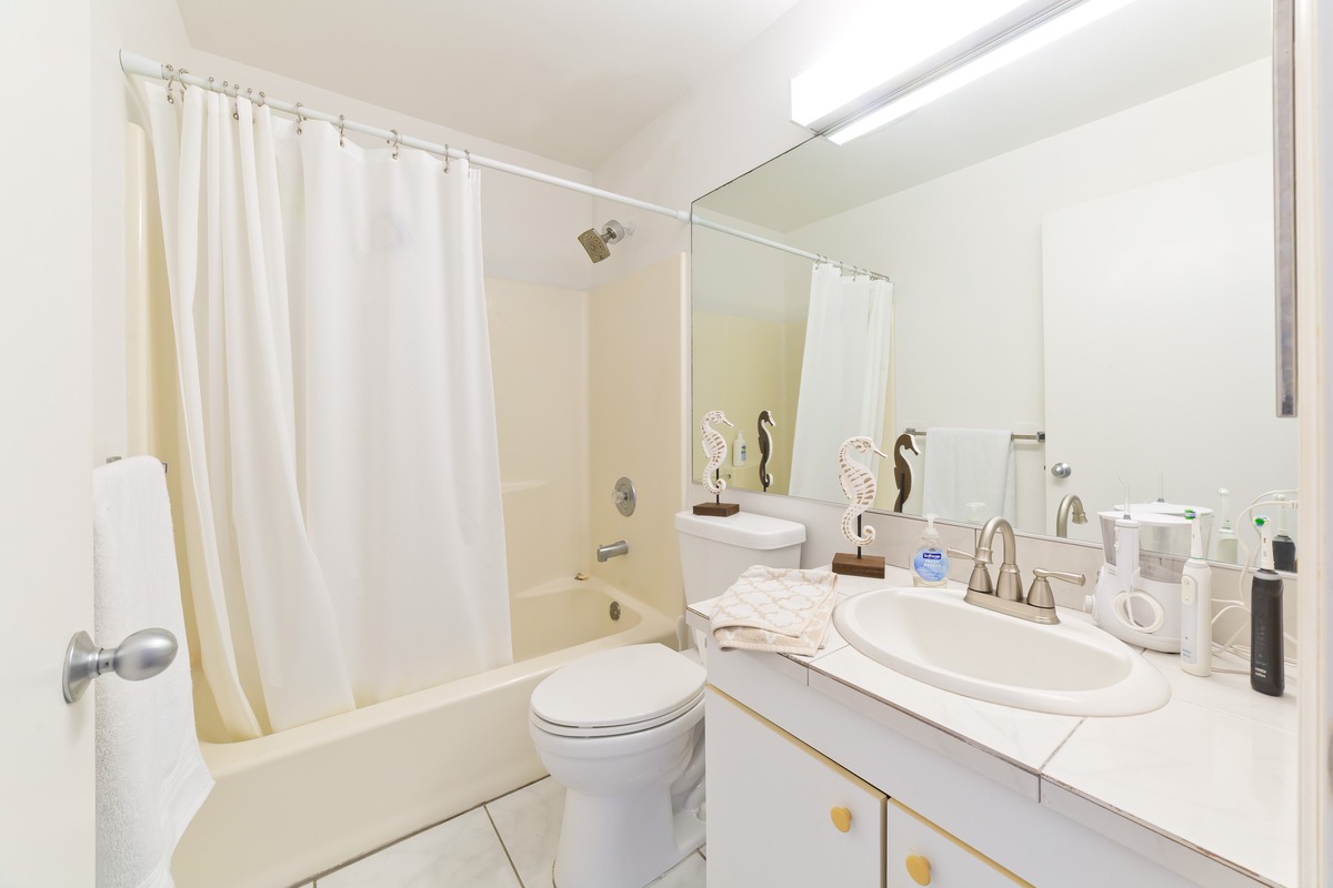 77-6573 SEA VIEW CIRCLE