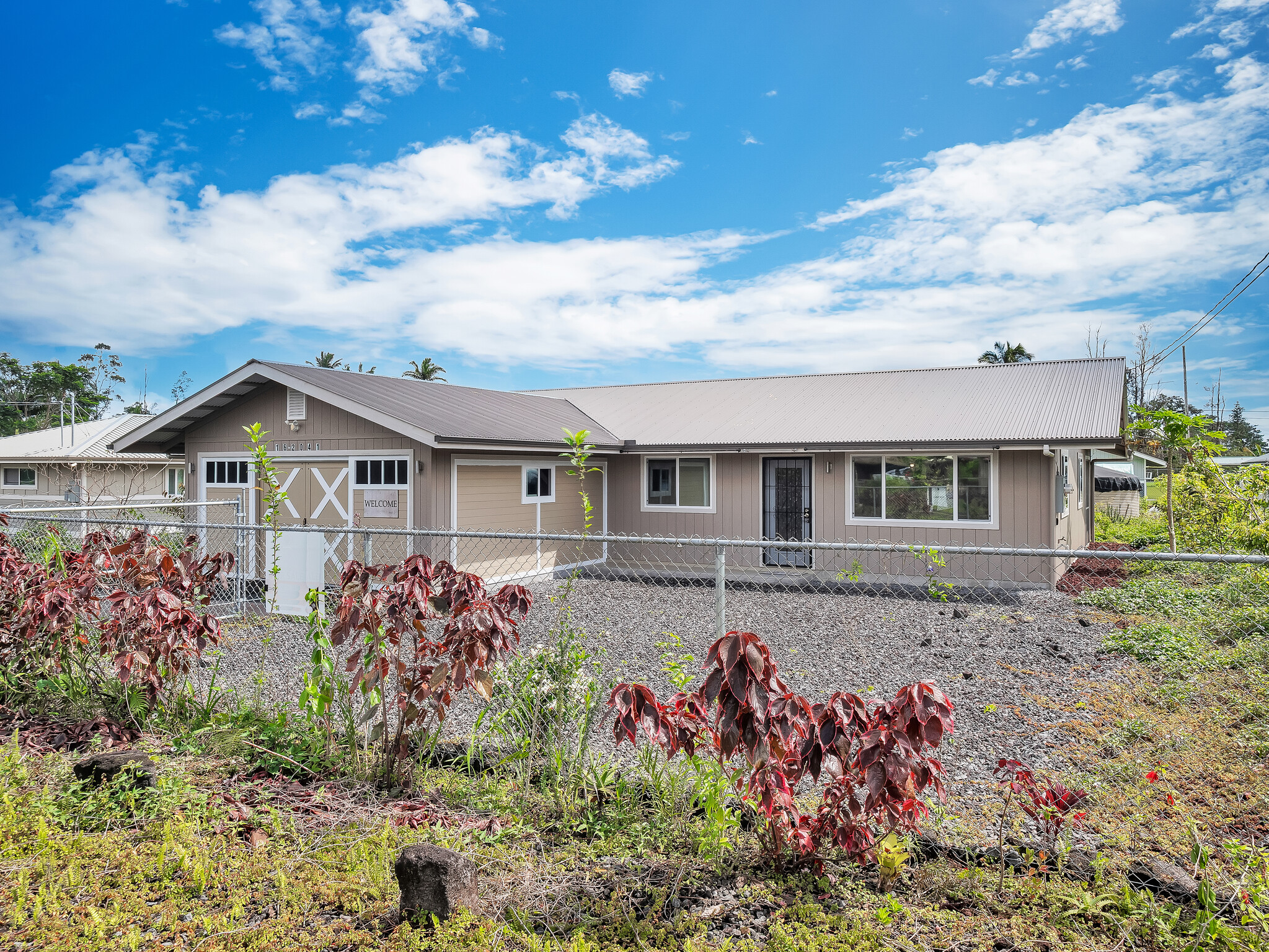 16-2041 UILANI DR