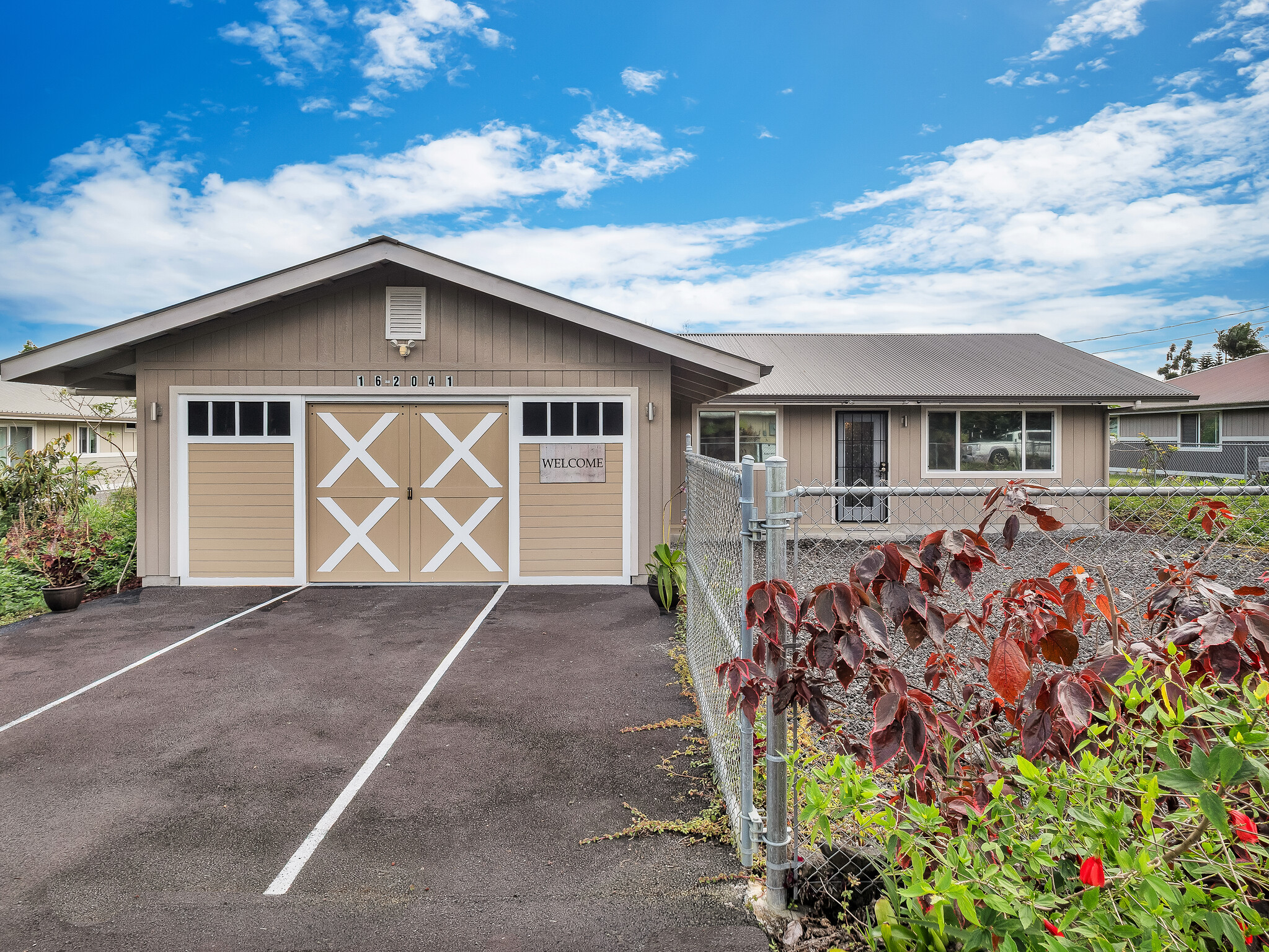 16-2041 UILANI DR
