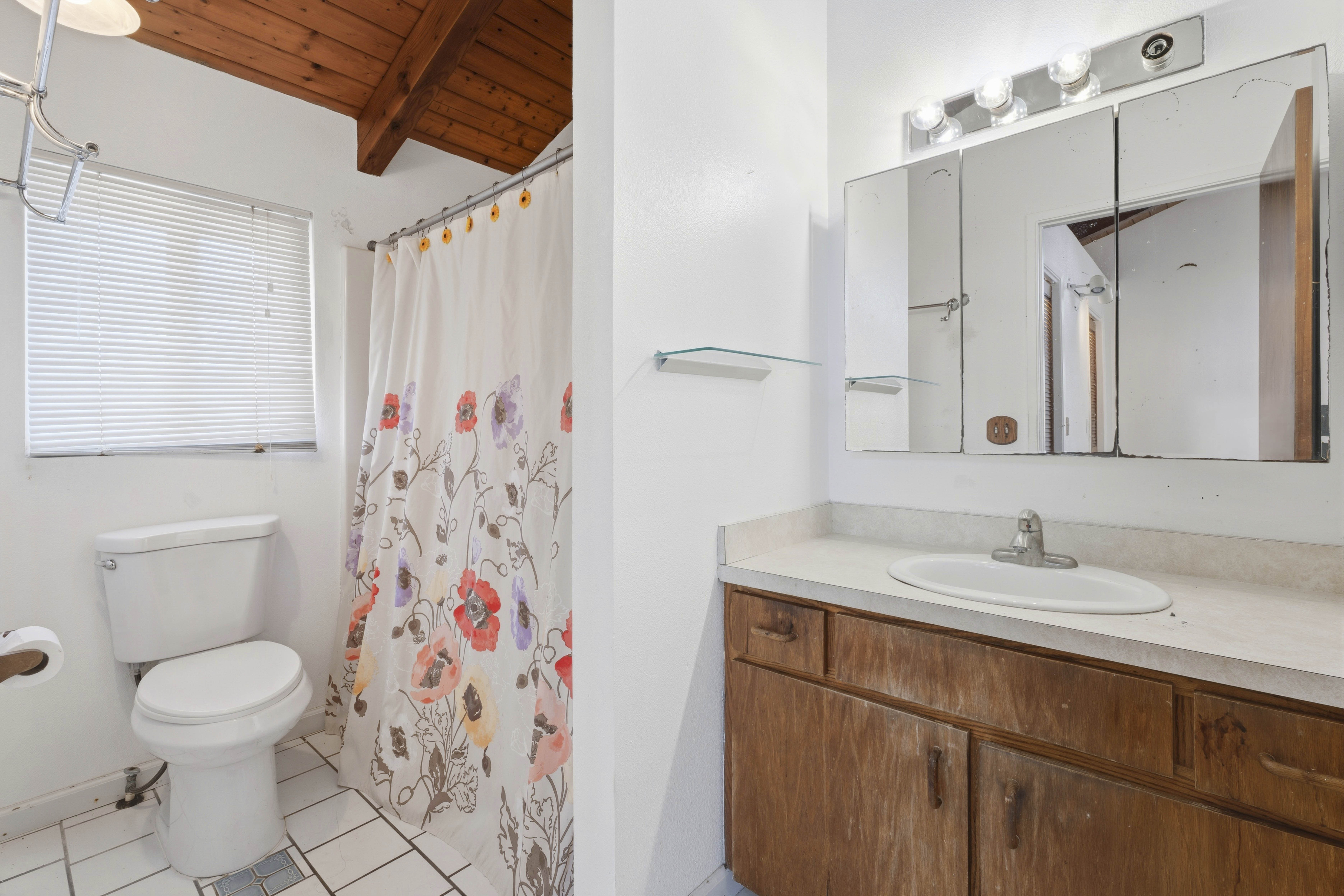 15-817 PARADISE ALA KAI DR