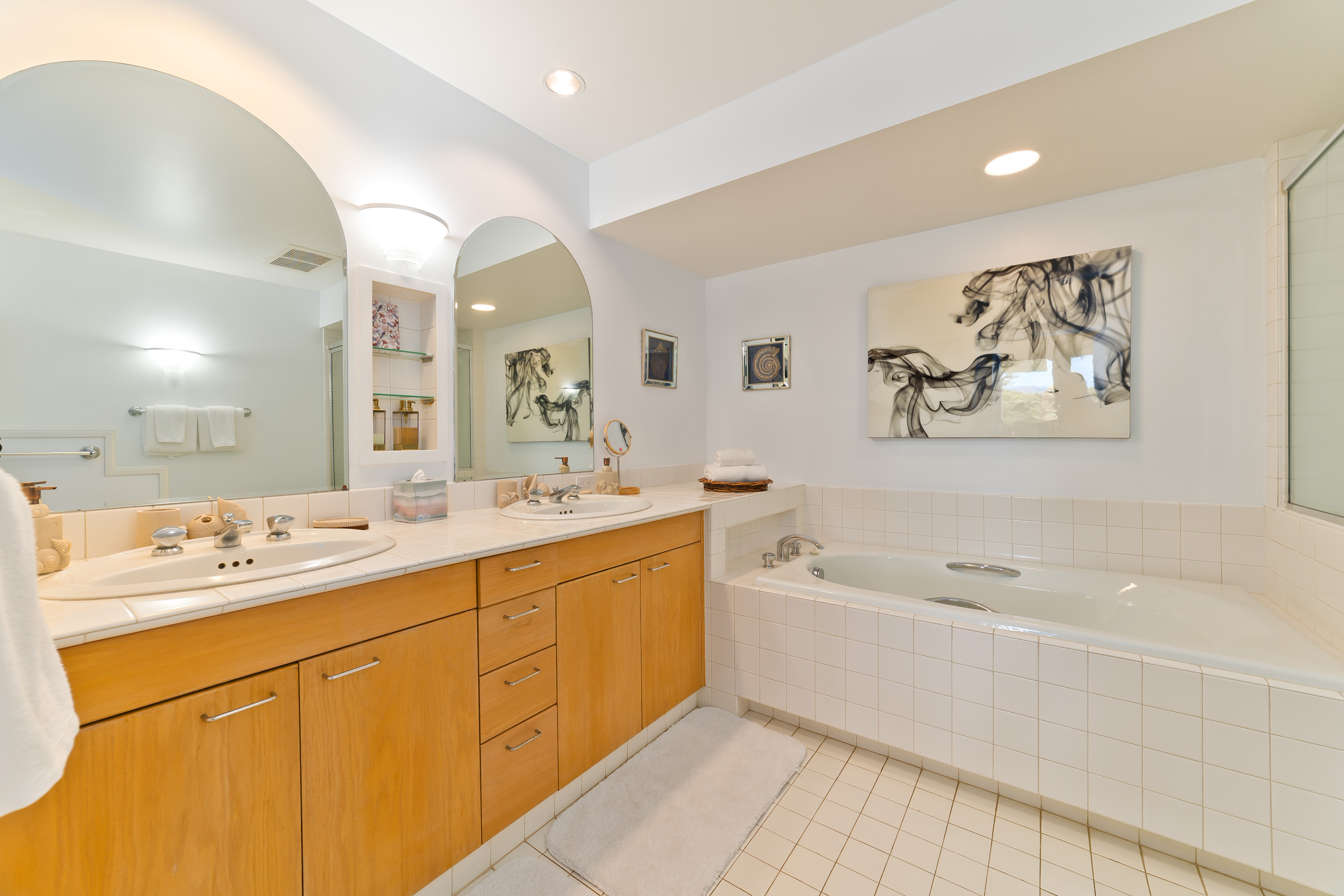 69-1010 KEANA PL D102