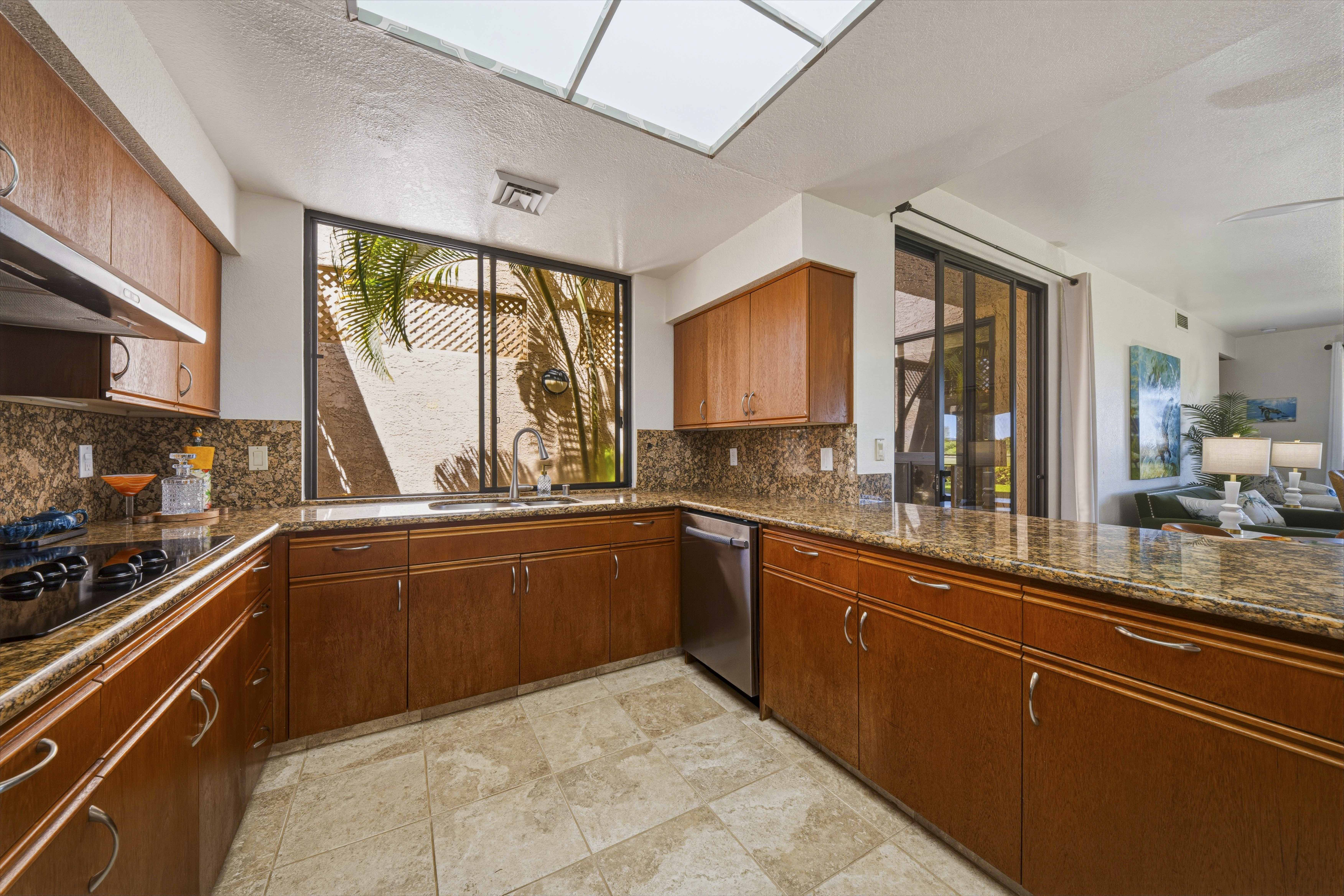 69-1035 KEANA PL 16