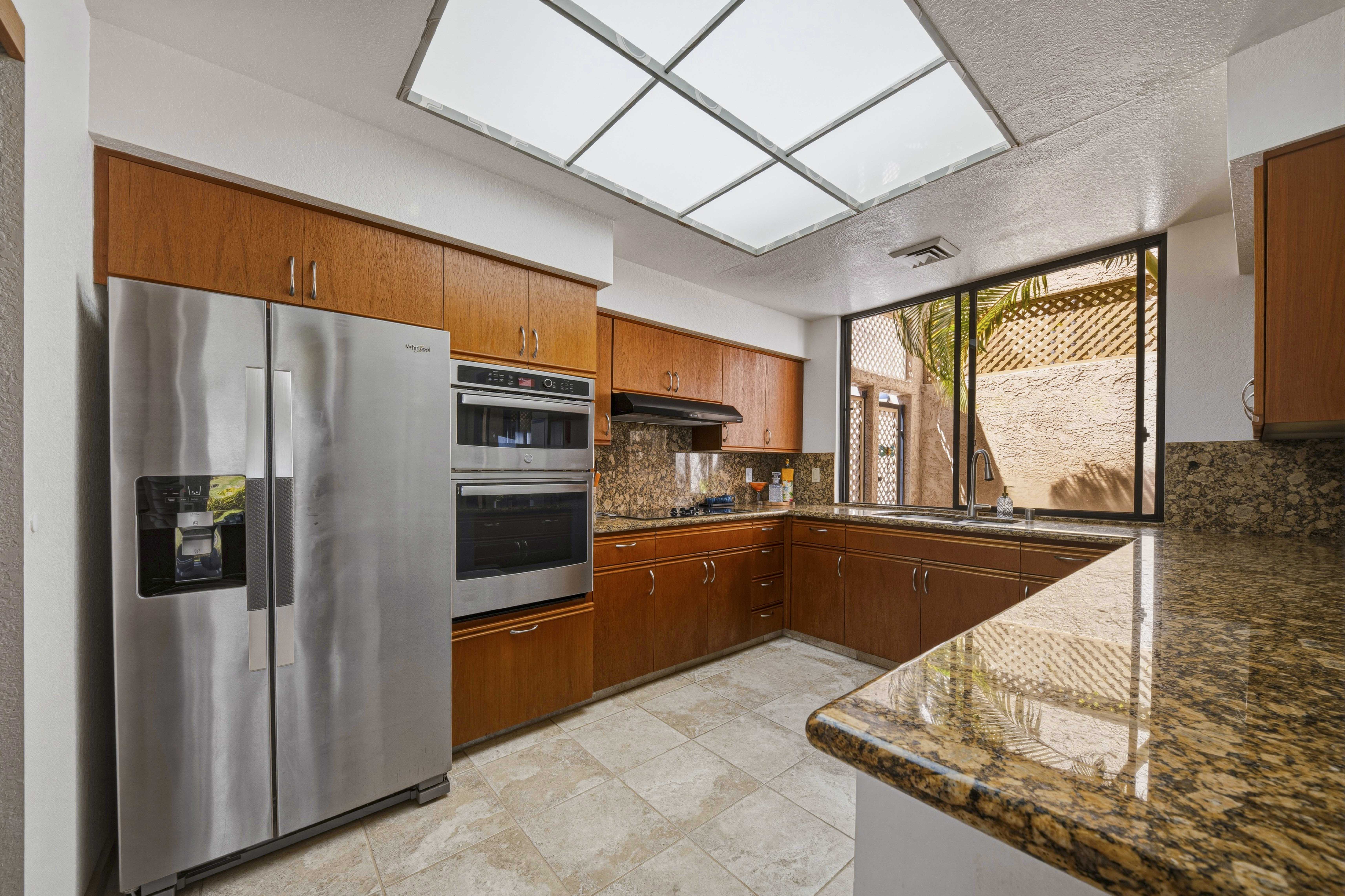 69-1035 KEANA PL 16