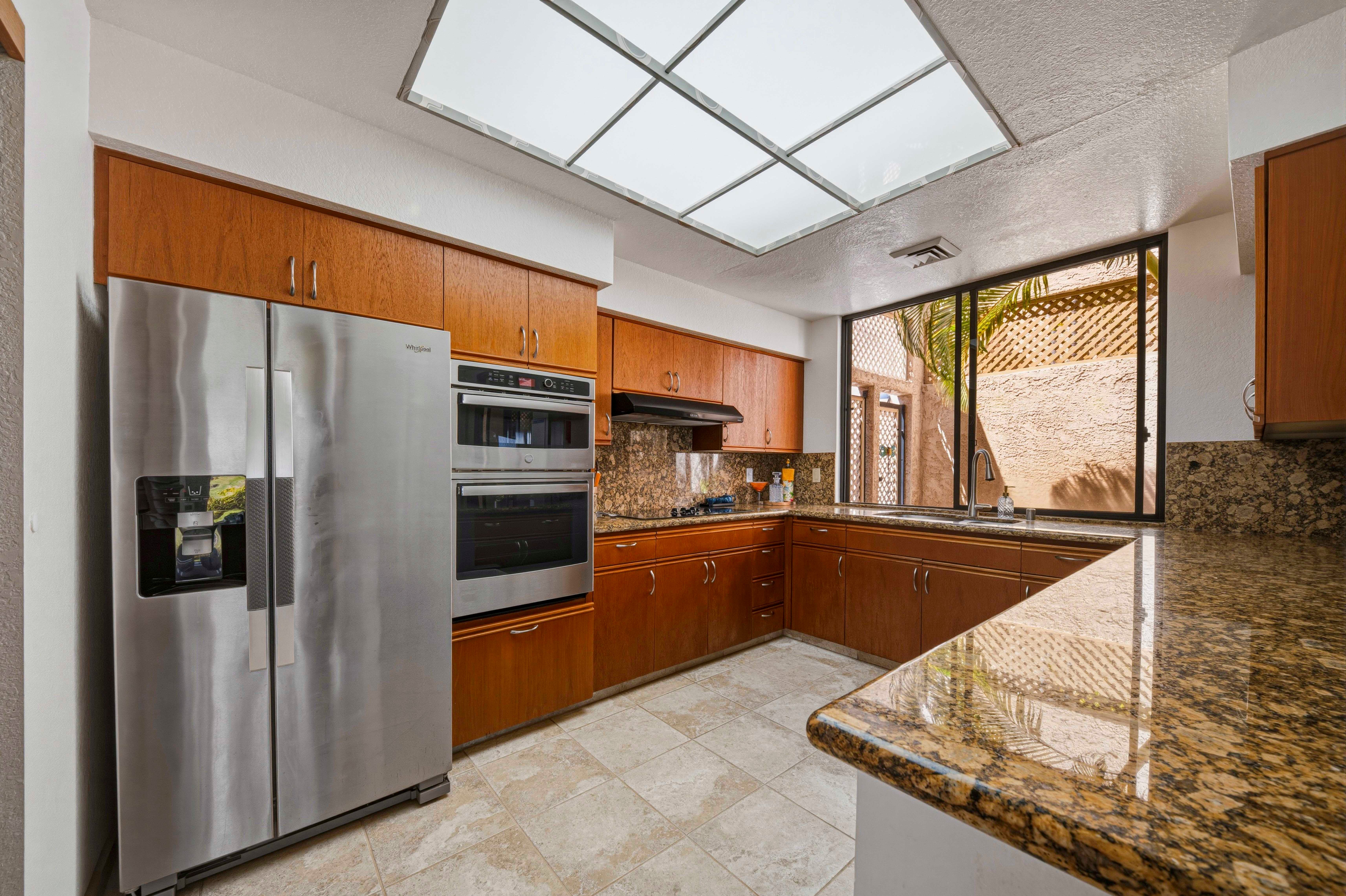69-1035 KEANA PL 16
