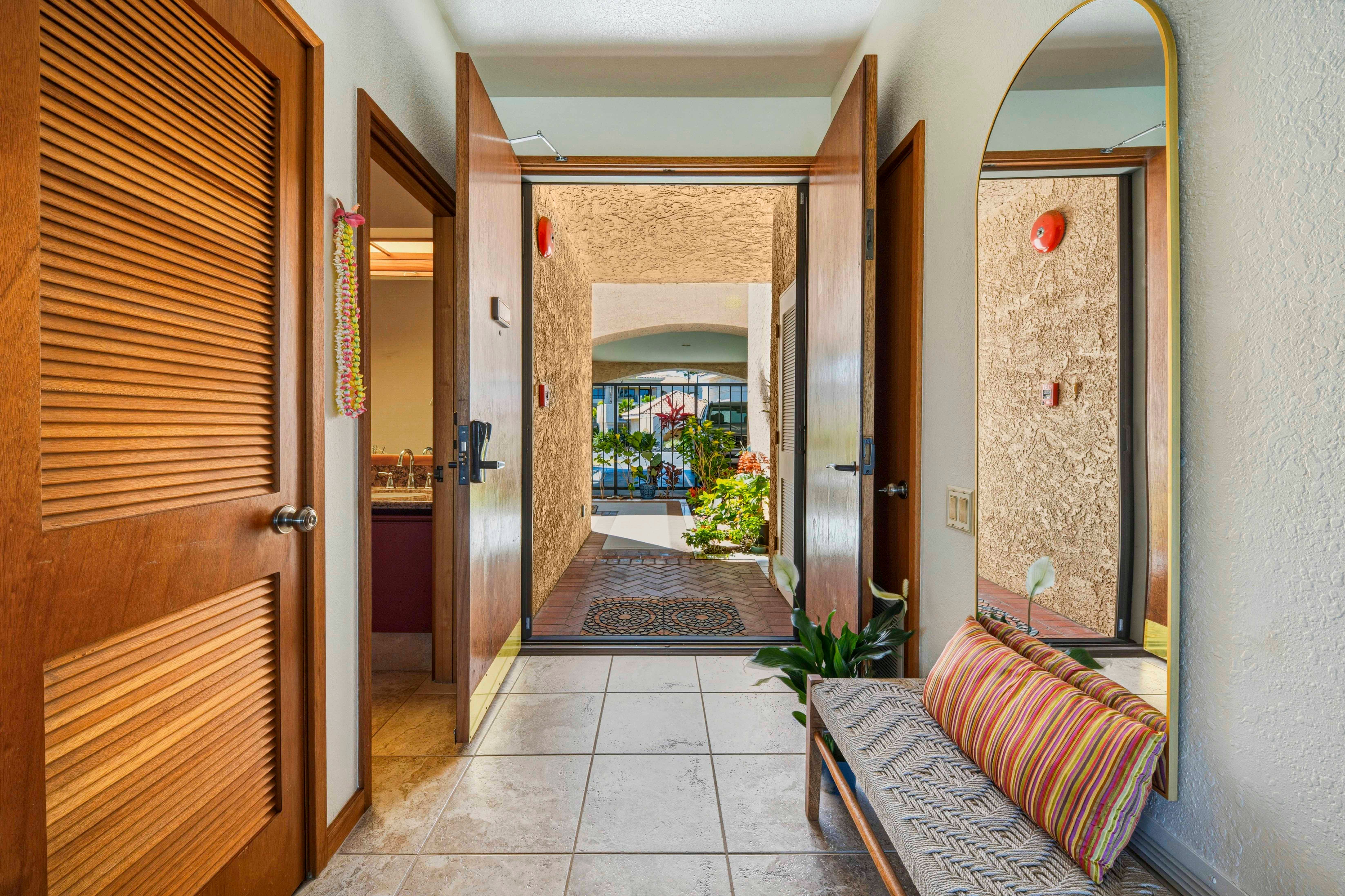 69-1035 KEANA PL 16