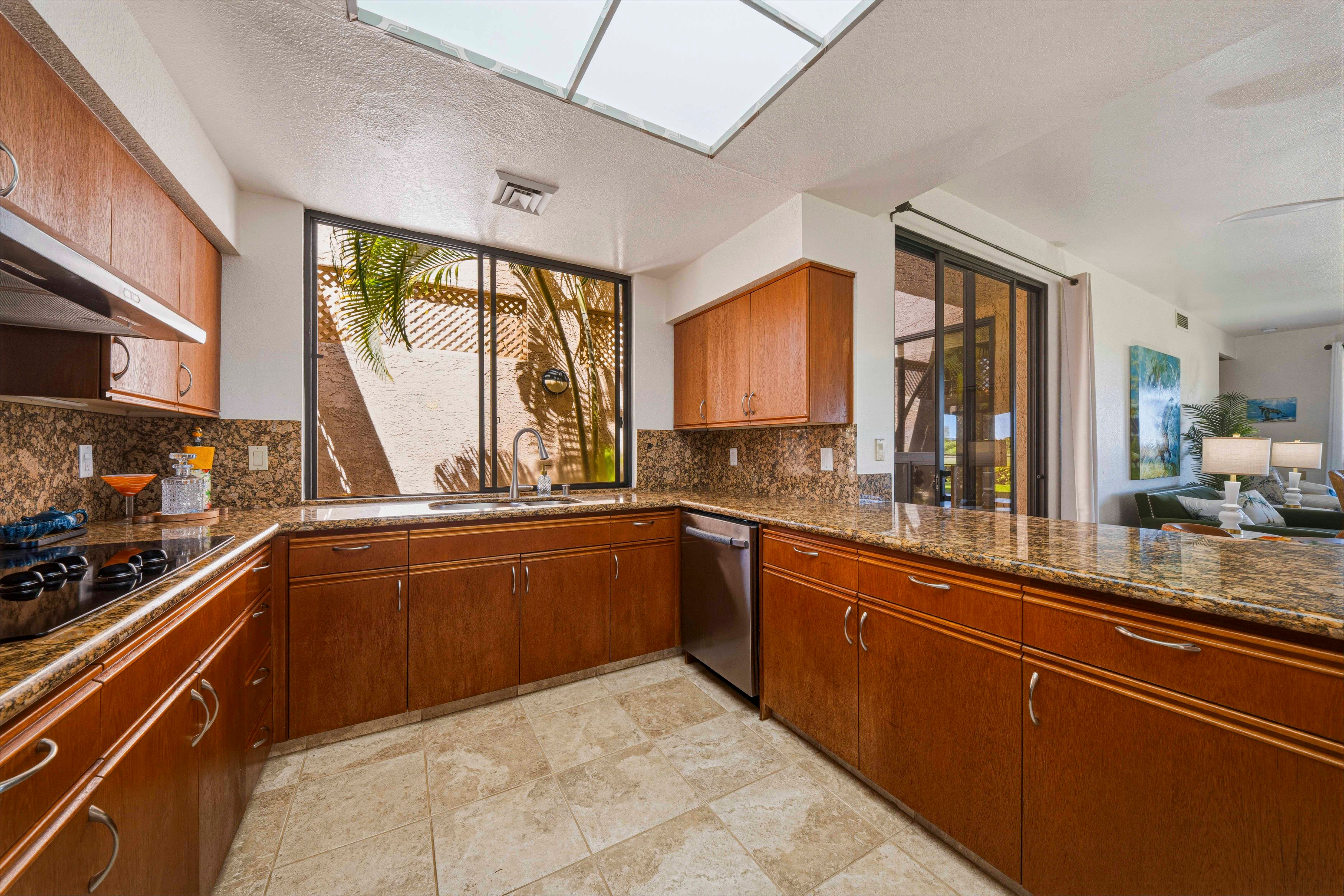 69-1035 KEANA PL 16