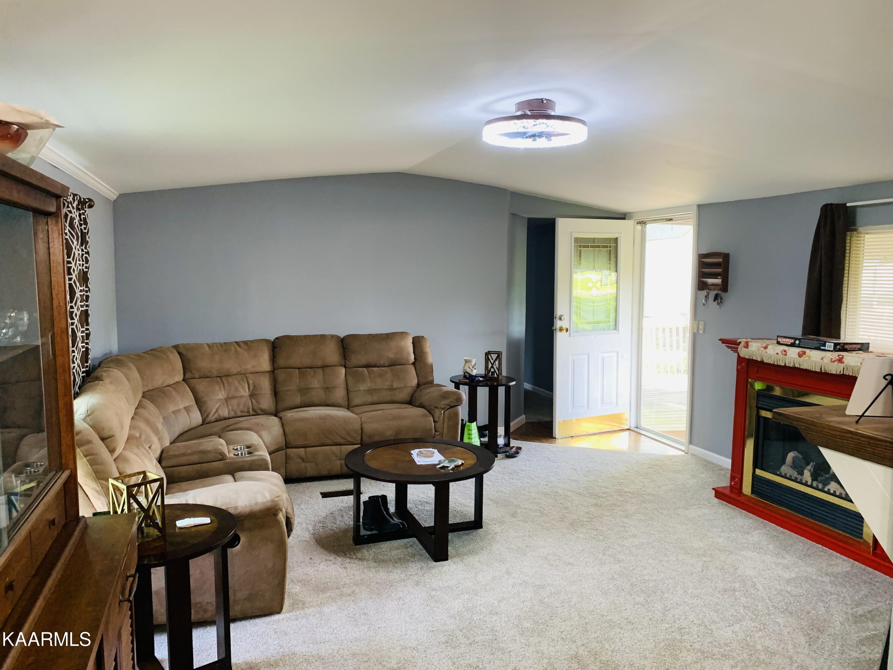 1711 Mullins Chapel Rd