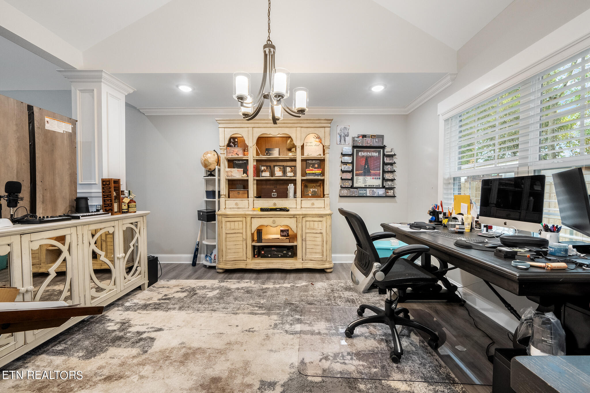 7441 Peony Drive