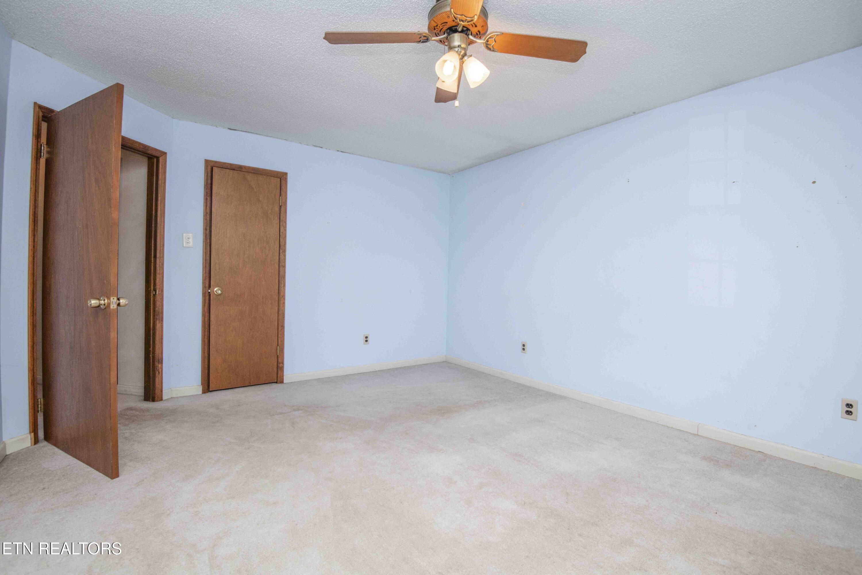 10601 Bob Gray Rd