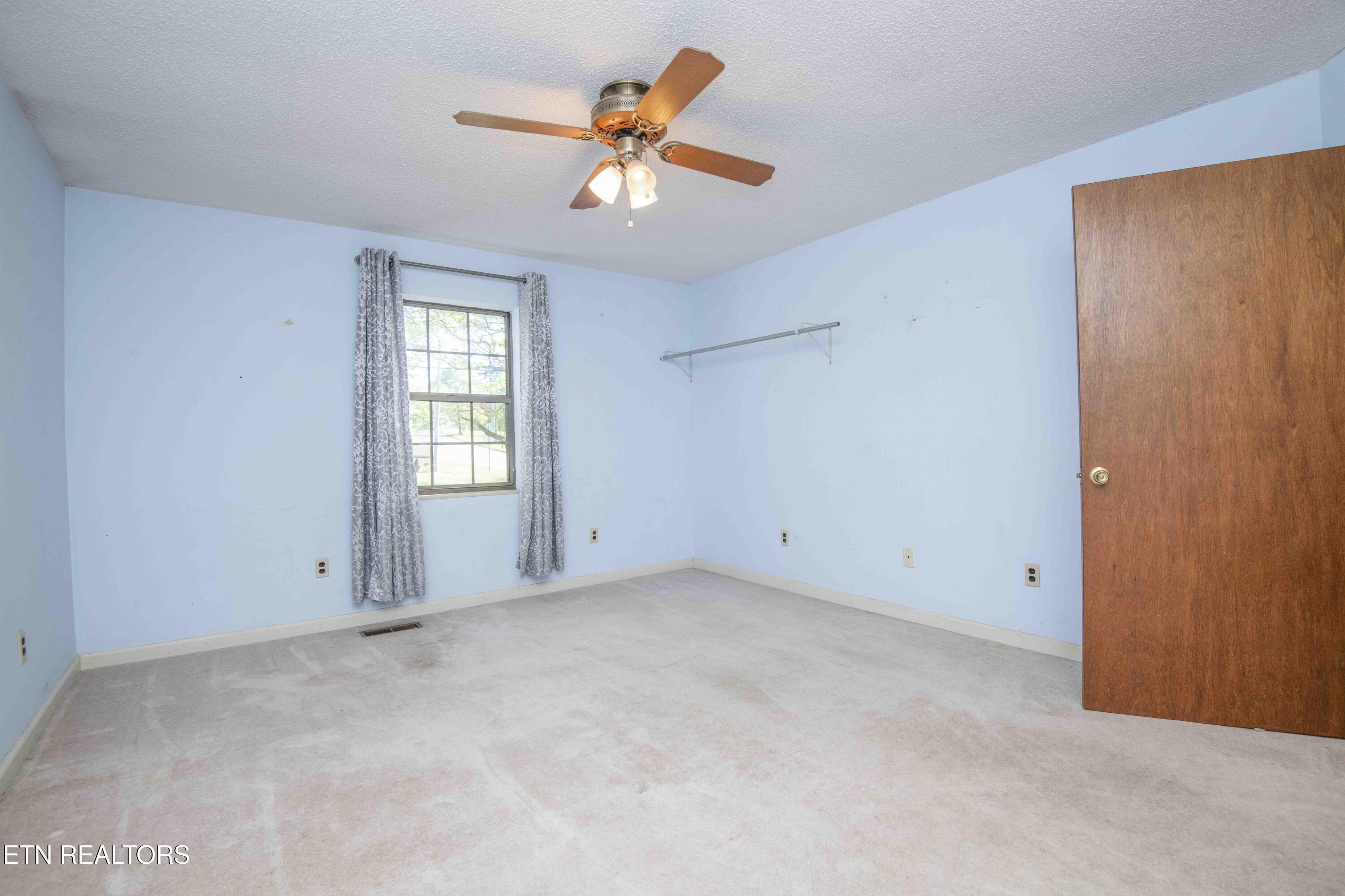10601 Bob Gray Rd