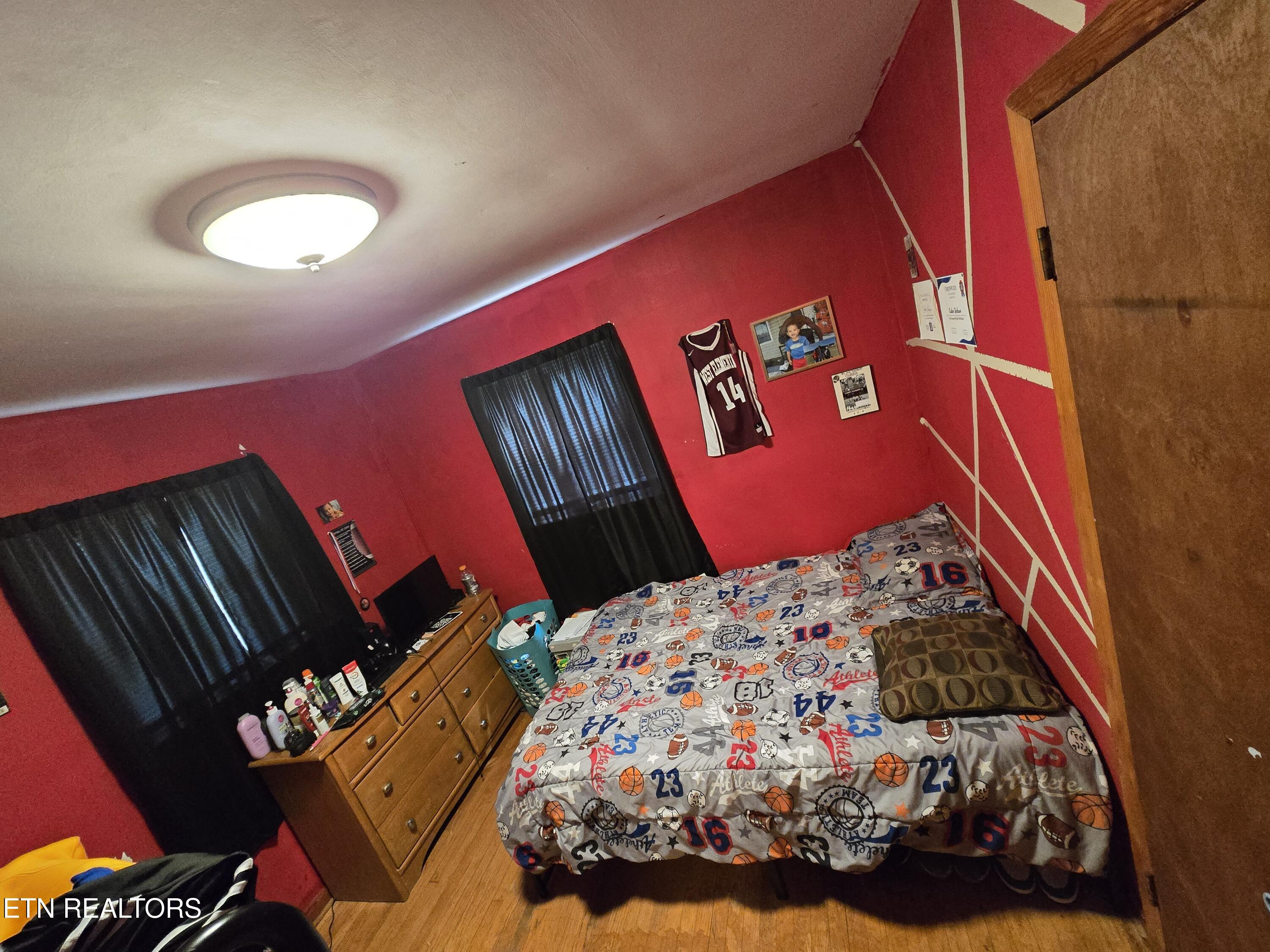 602 Hilltop Drive