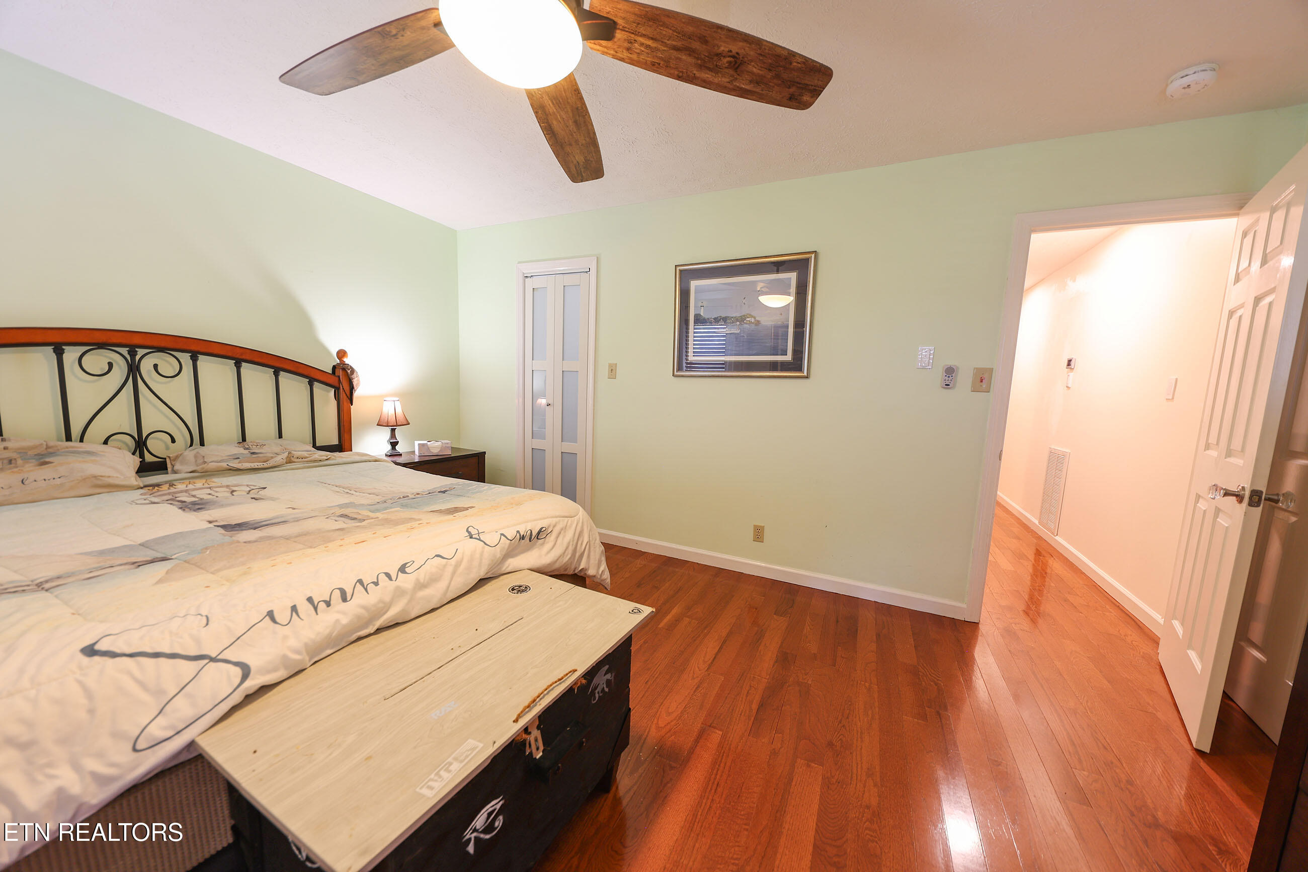 112 Chestnut Hill Rd