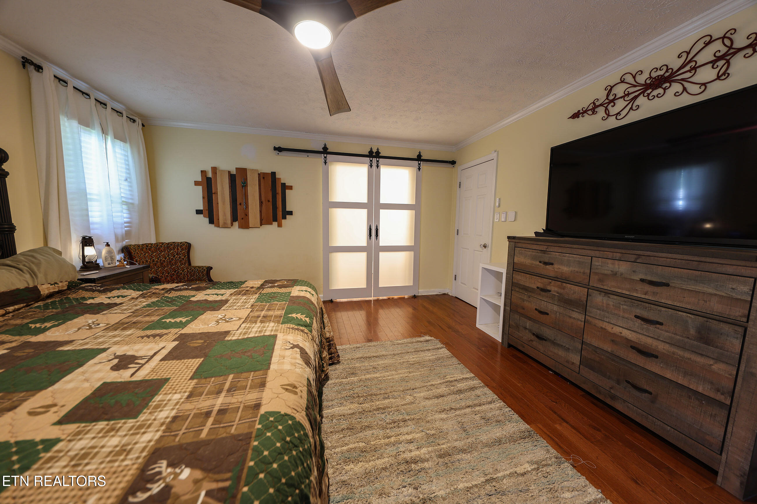 112 Chestnut Hill Rd