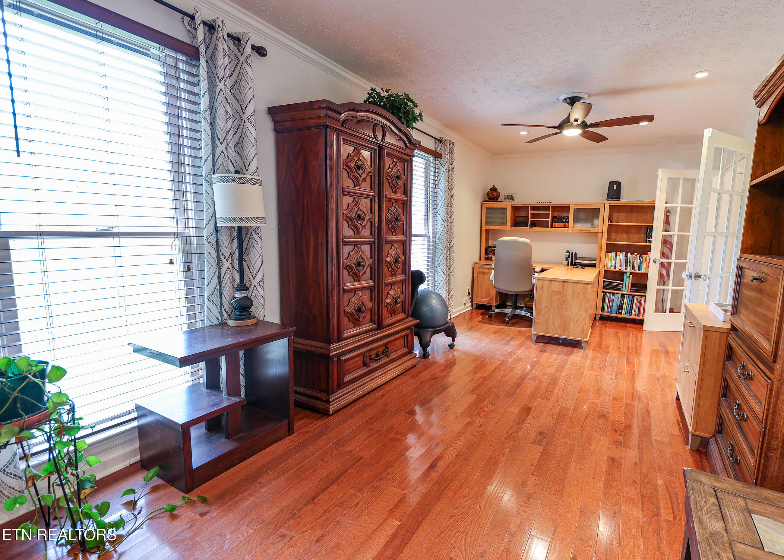 112 Chestnut Hill Rd