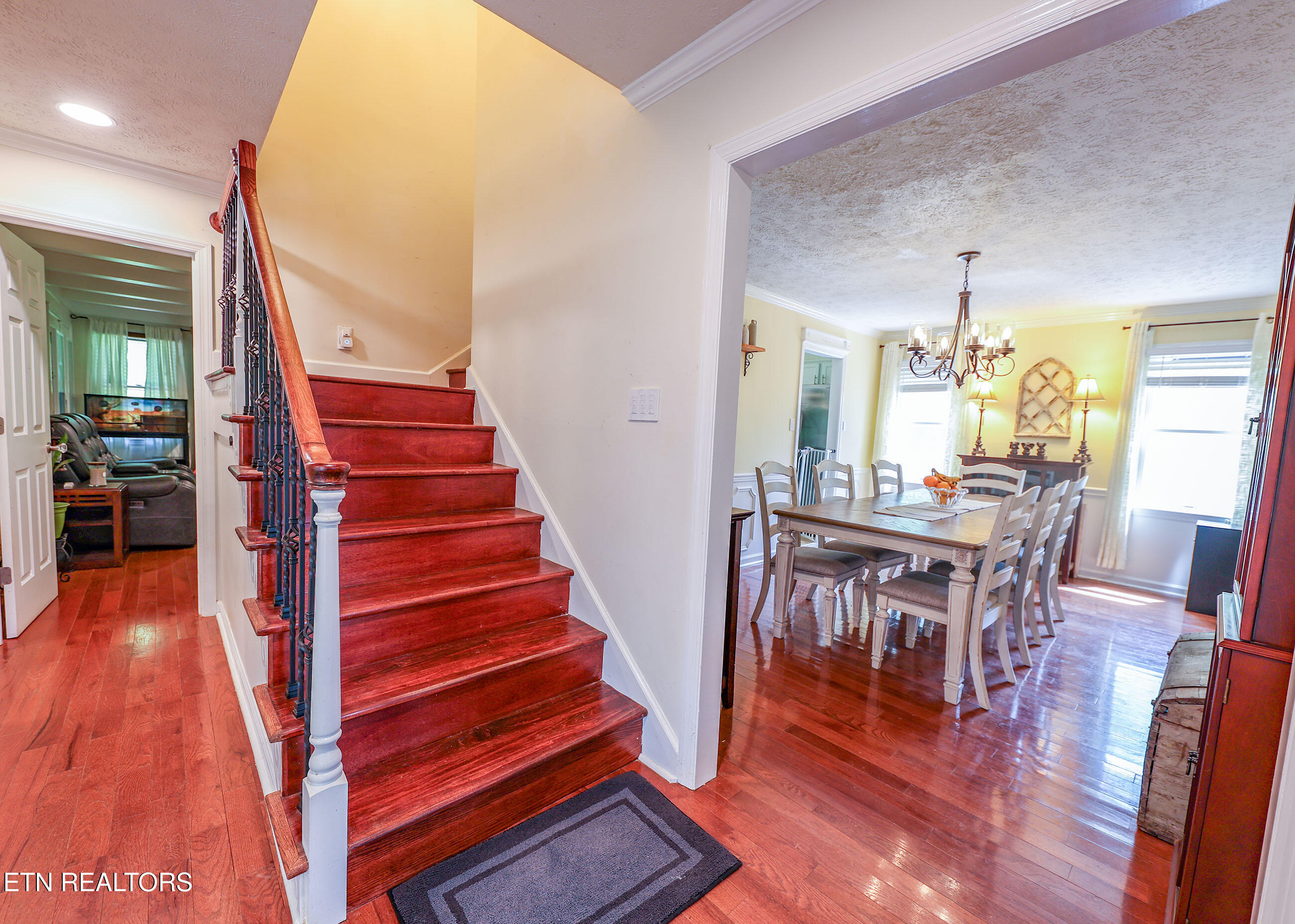 112 Chestnut Hill Rd