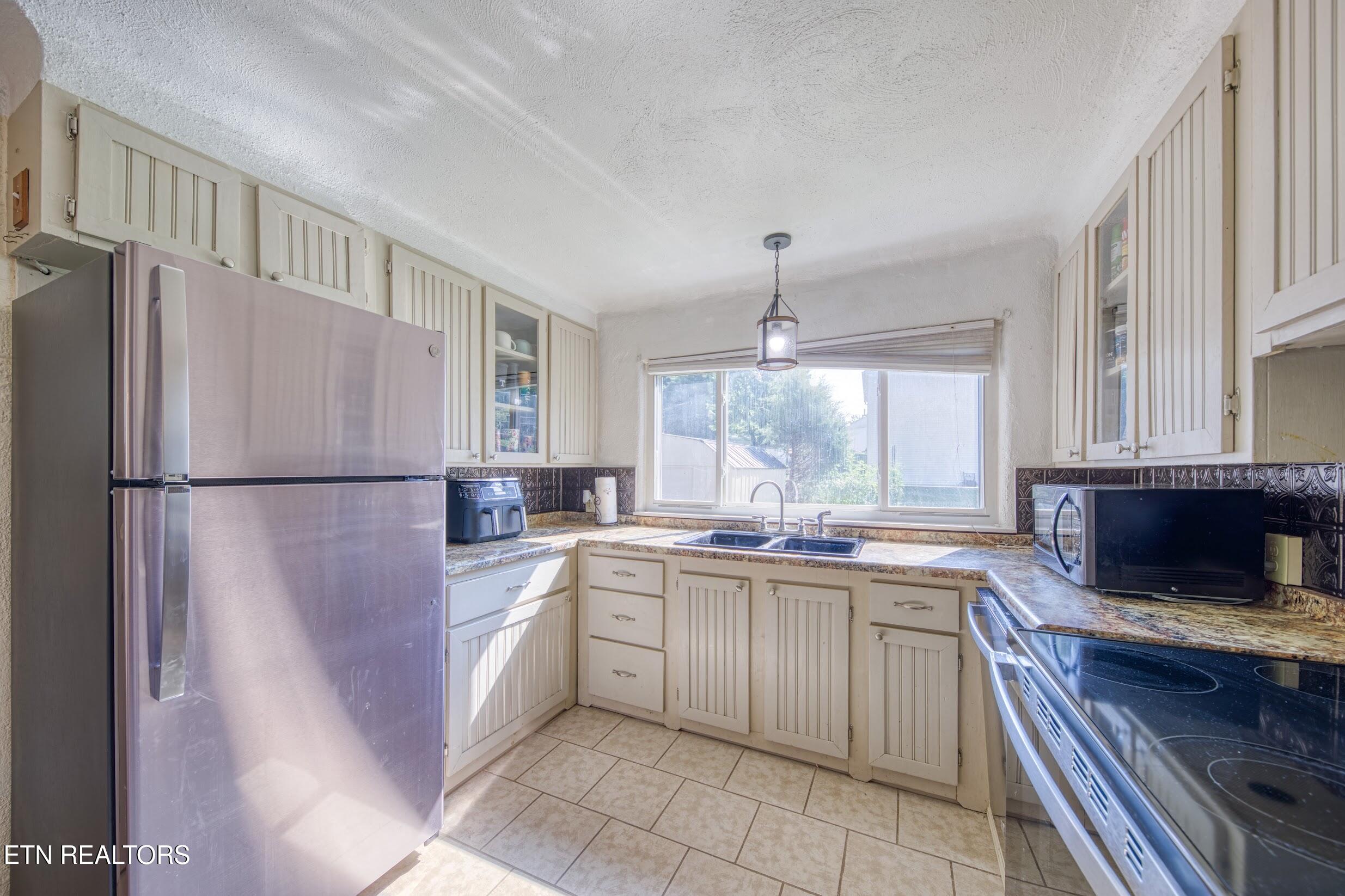 1901 Fair Drive