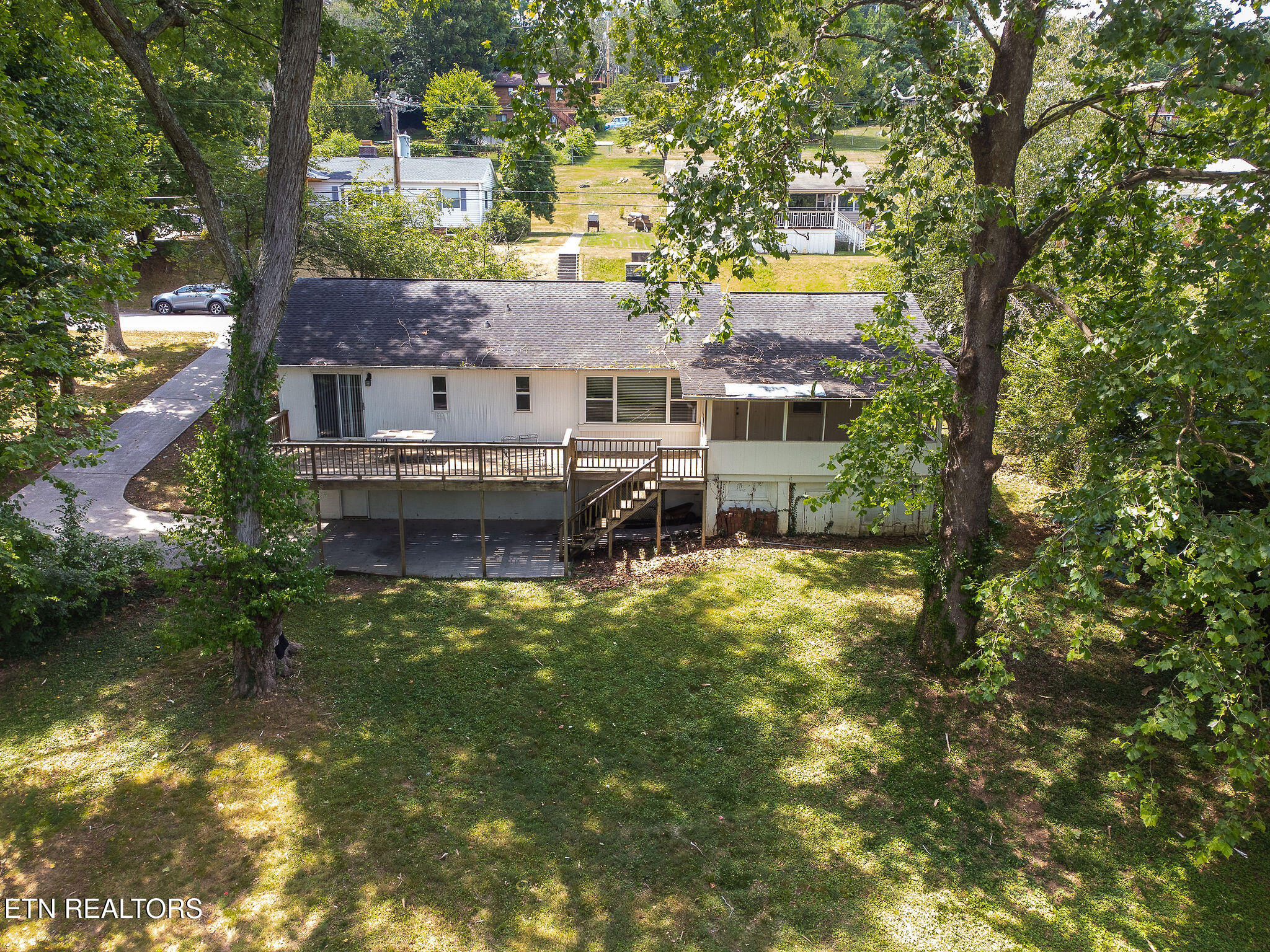 183 Outer Drive