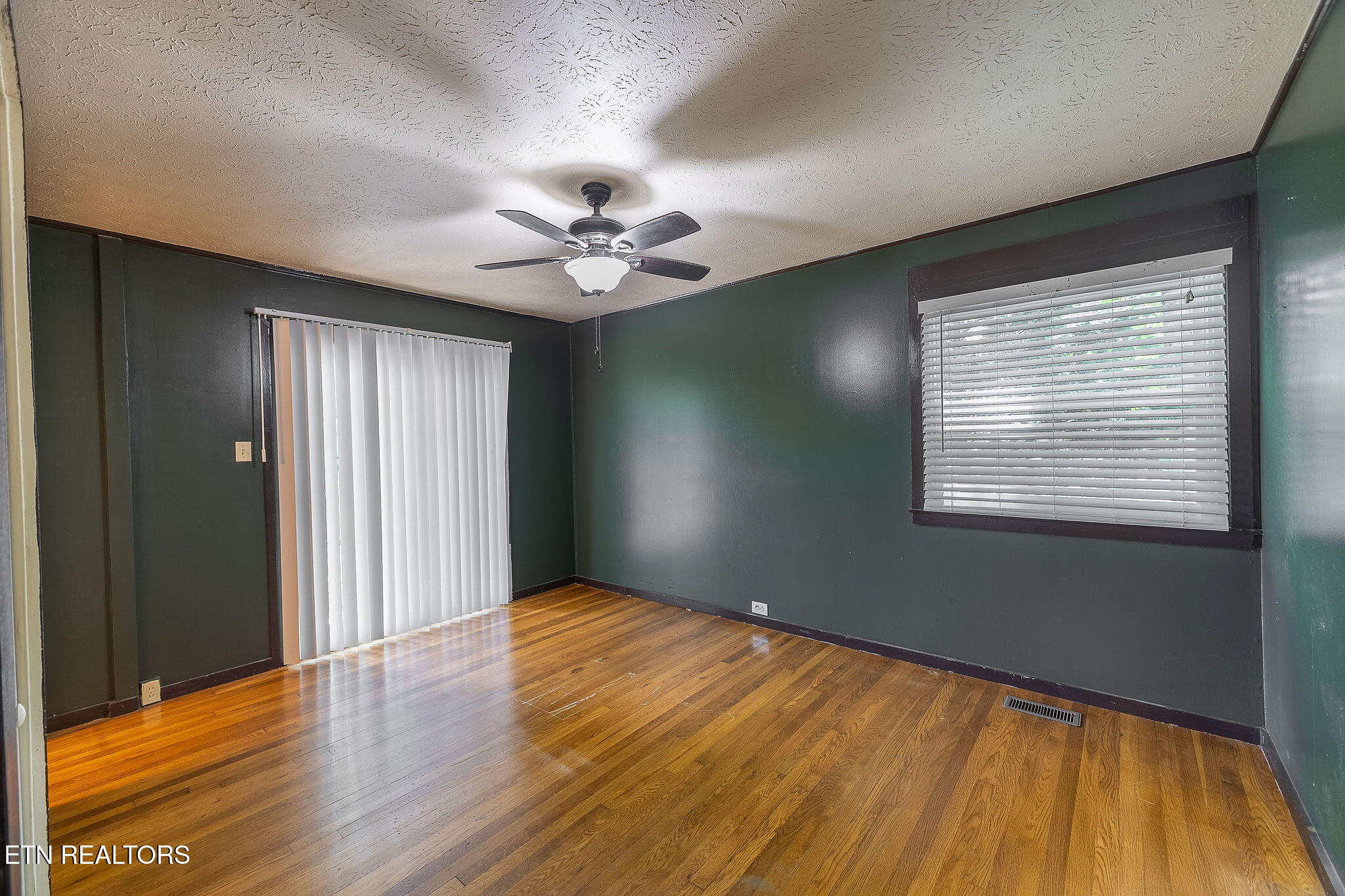 183 Outer Drive