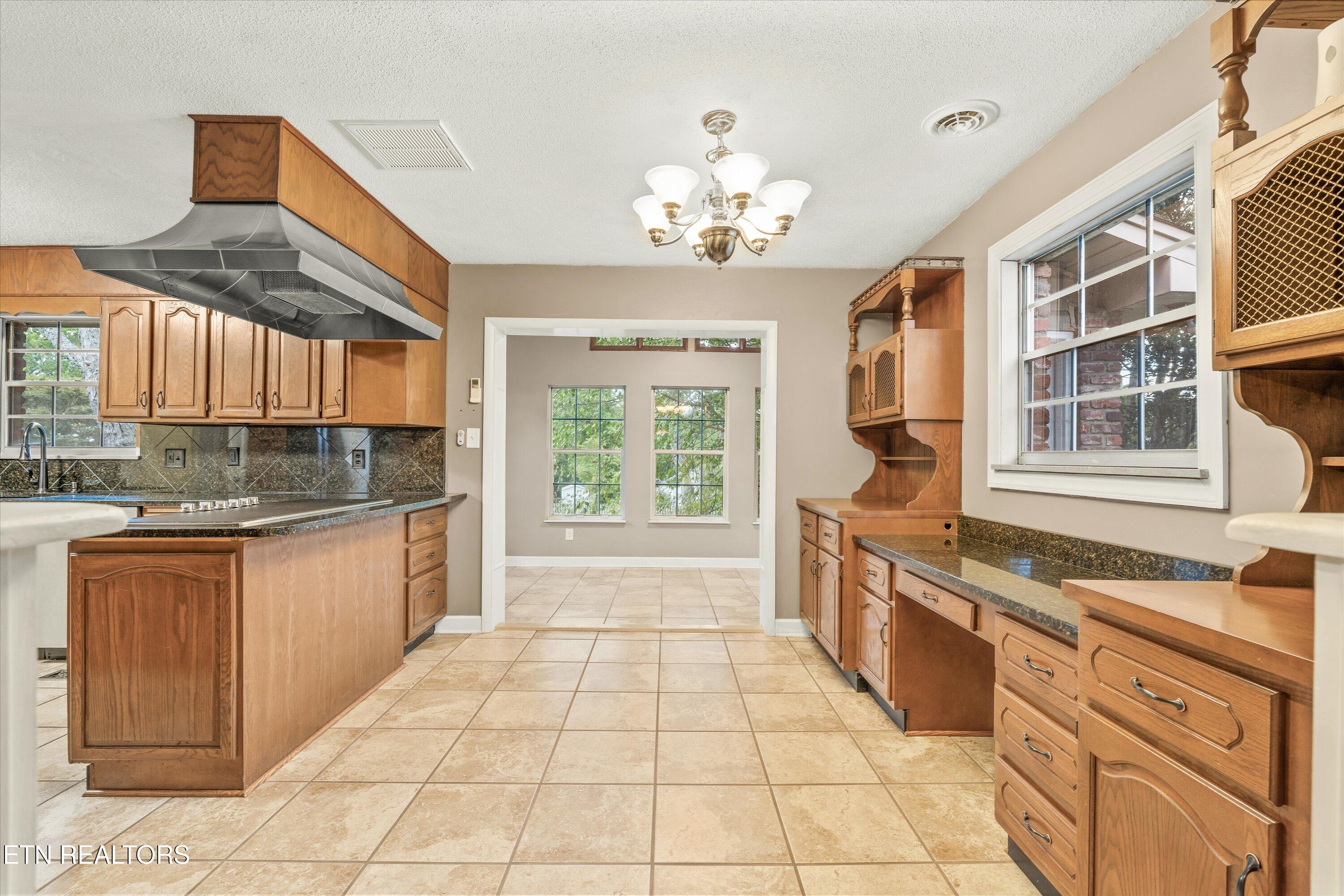 7609 Scenic View Drive