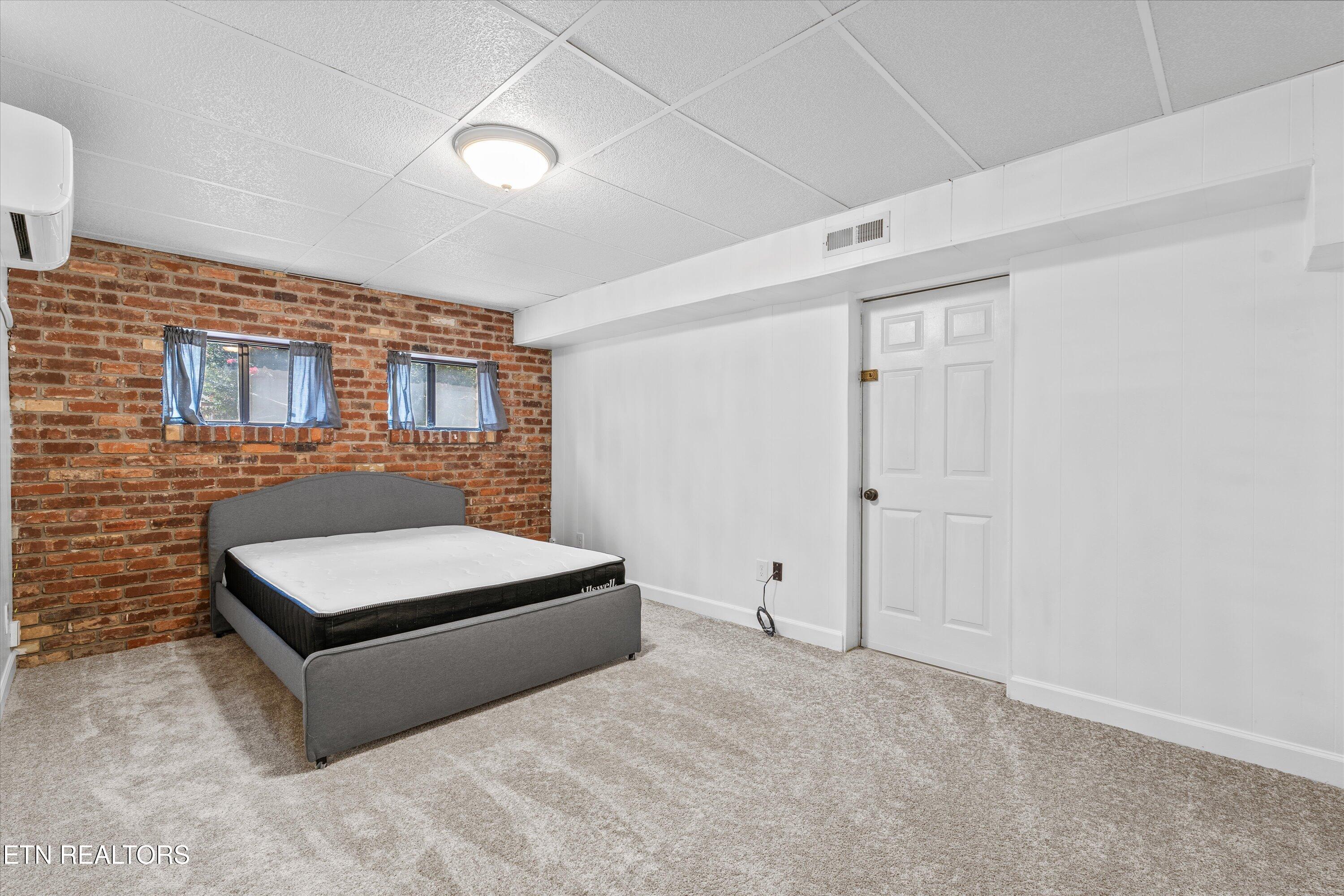 7609 Scenic View Drive