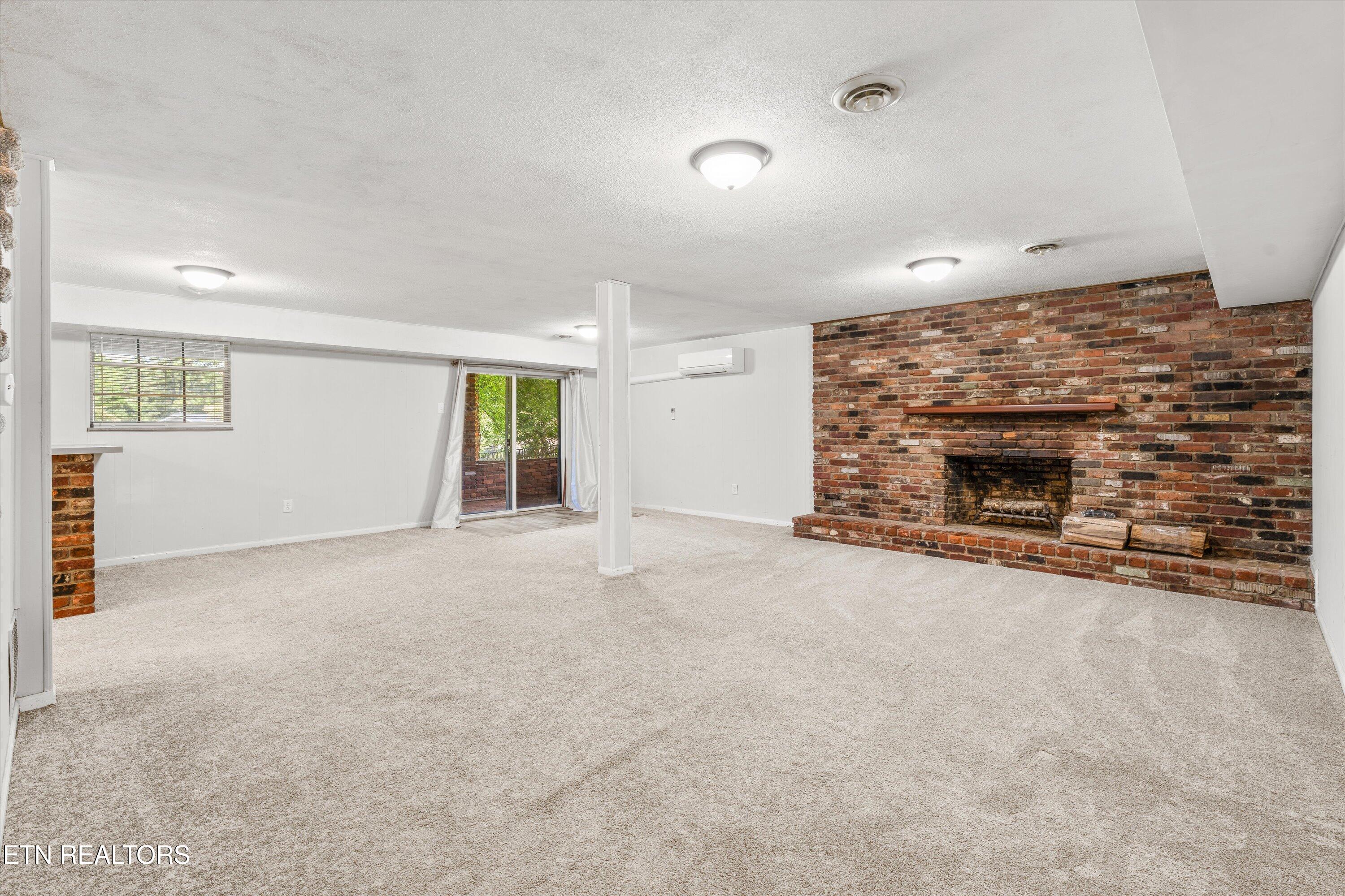 7609 Scenic View Drive