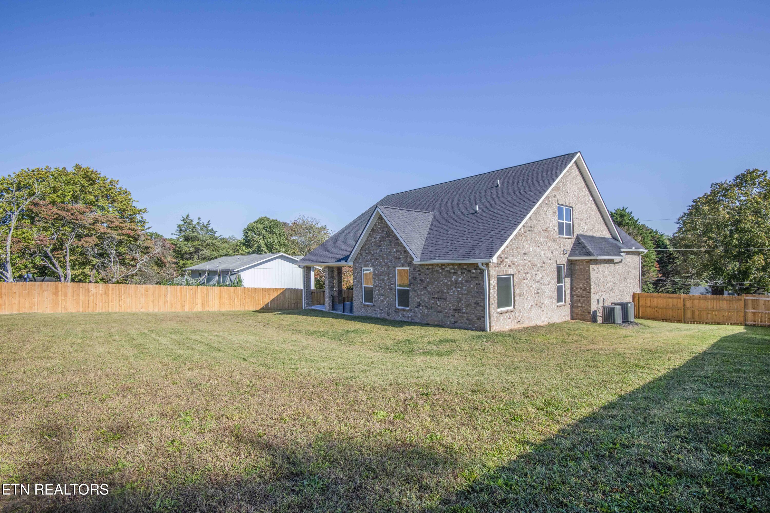 8017 Little Joe Rd