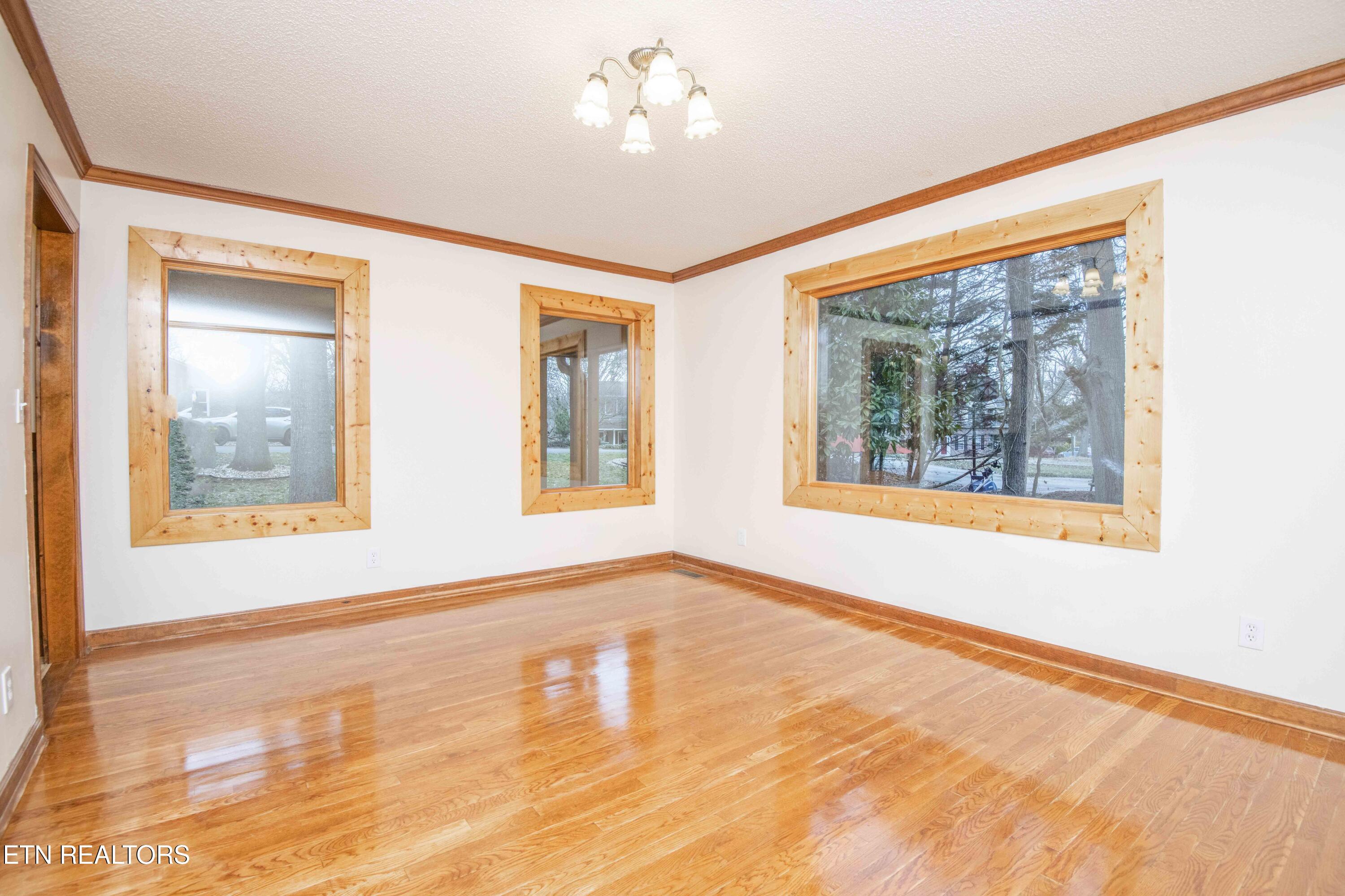 126 Claremont Rd Rd